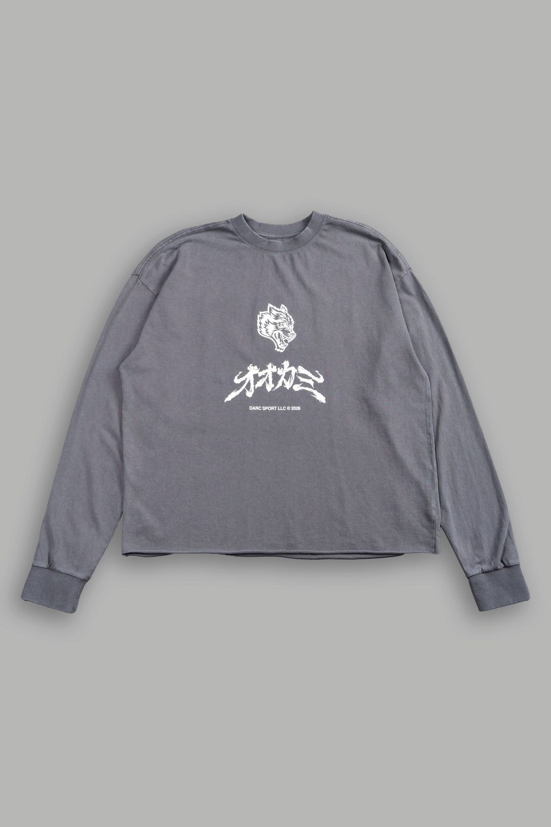 Okami Bushido Grunge Mid Length Raw Hem Ls Tee in Slate Gray