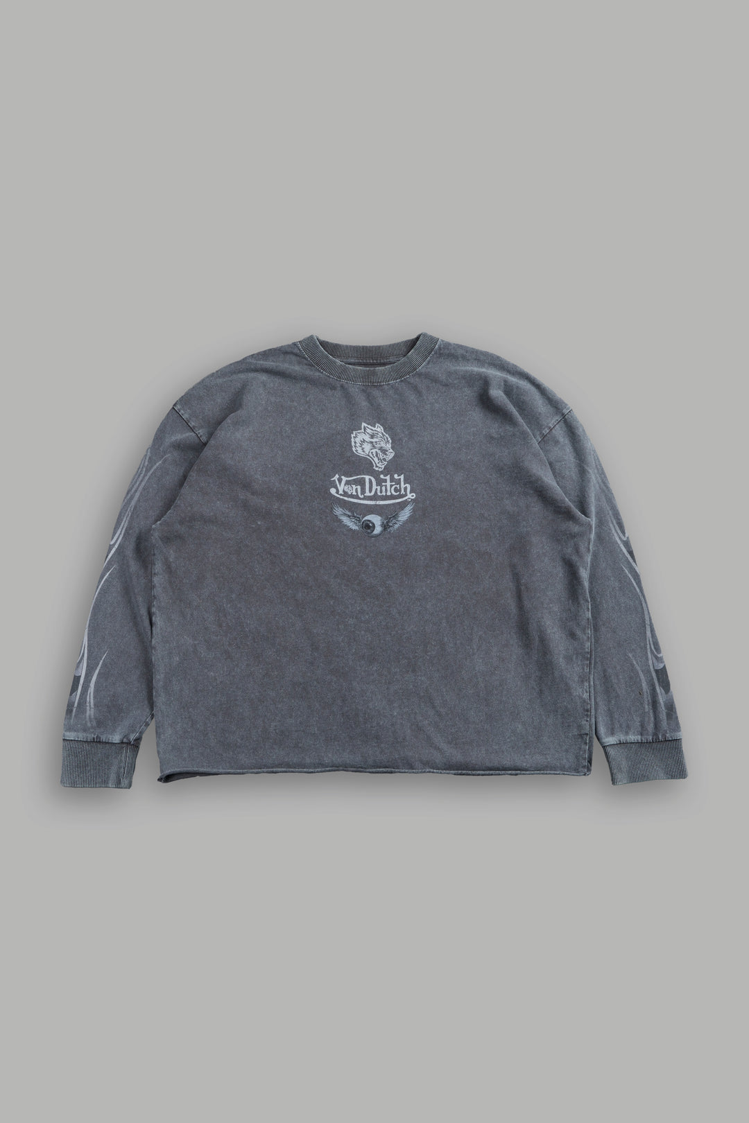 Take-Off Grunge Mid-Length Raw Hem LS Tee in Wolf Gray