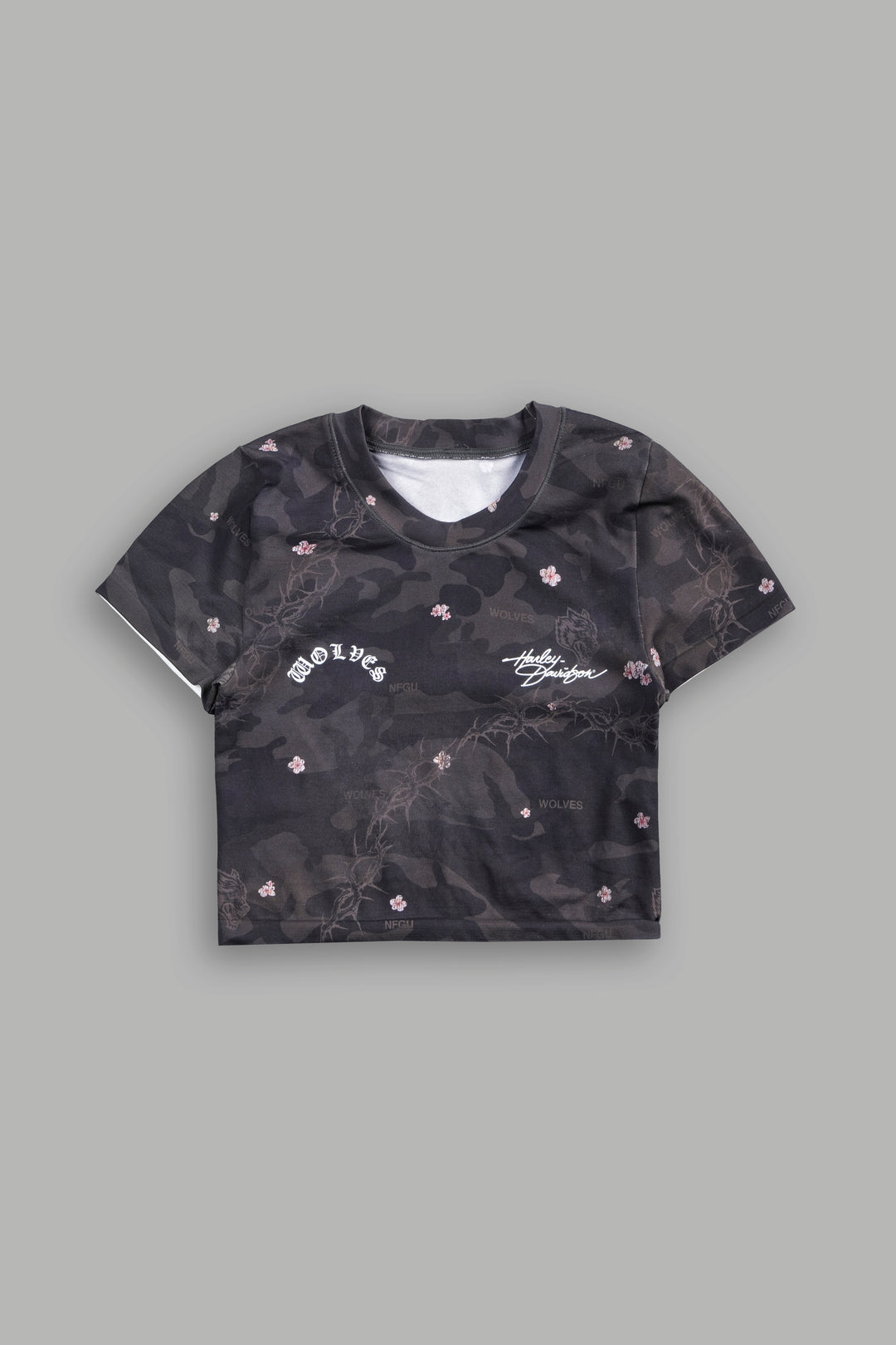 Harley Wolves Taylor Soft Seamless Tee in Warrior In A Garden Black Camo