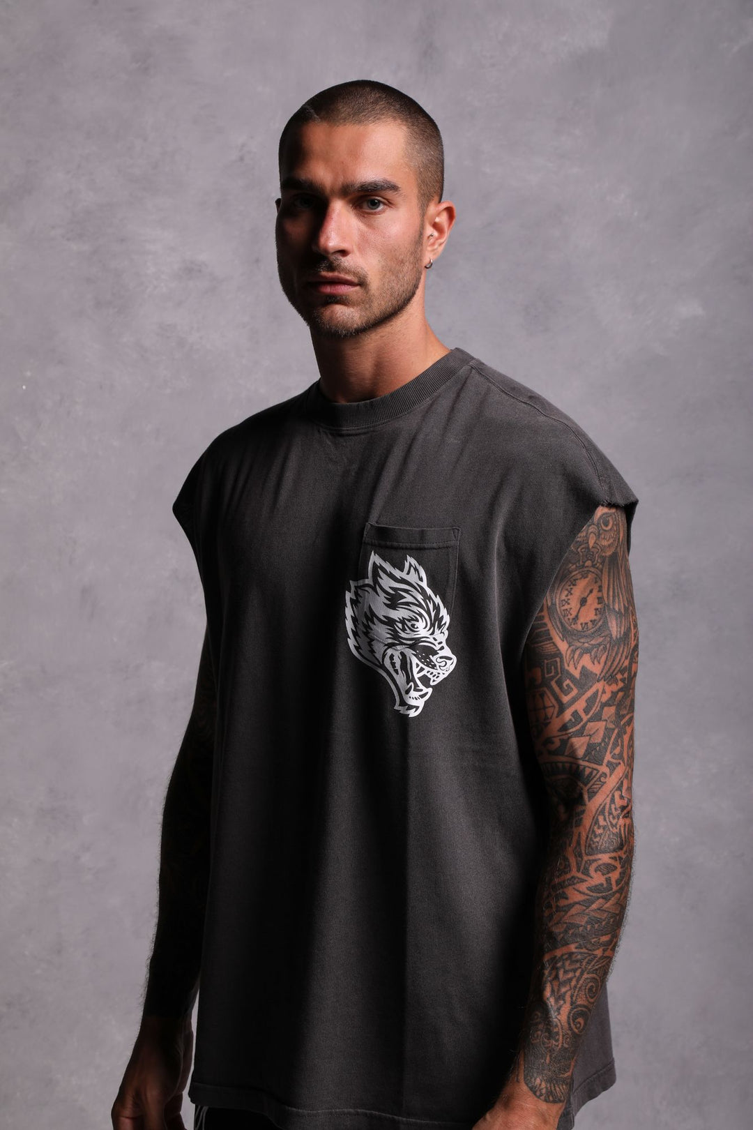 House Of Wolves "Premium Vintage" Pocket Muscle Tee in Wolf Gray
