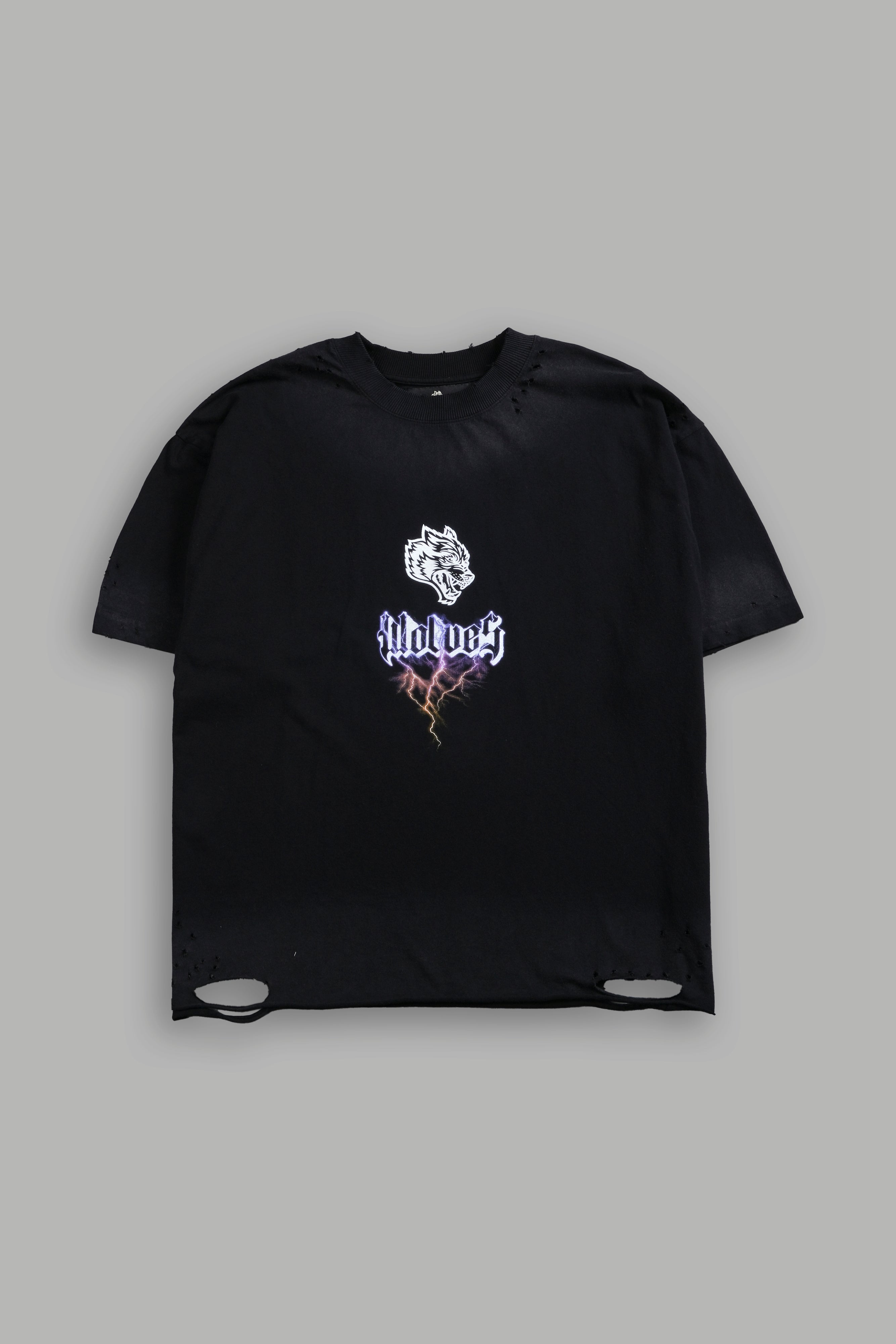 Wolves Lightning Distressed Grunge Tee in Black Drift Wash