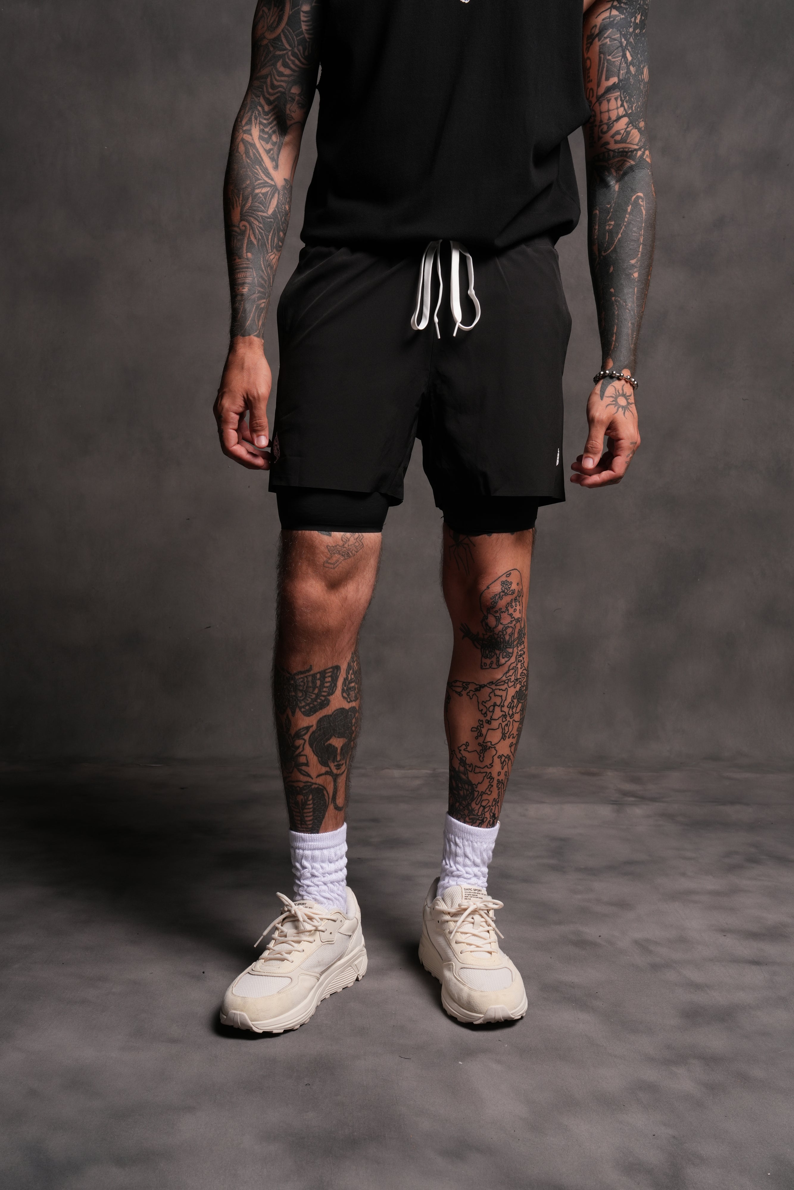 Dual Compression Shorts in Black – DarcSport