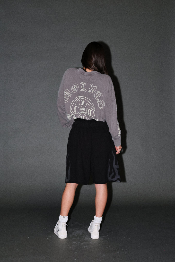 Kazoku Okami Premium Box Cut Ls Tee in Slate Gray
