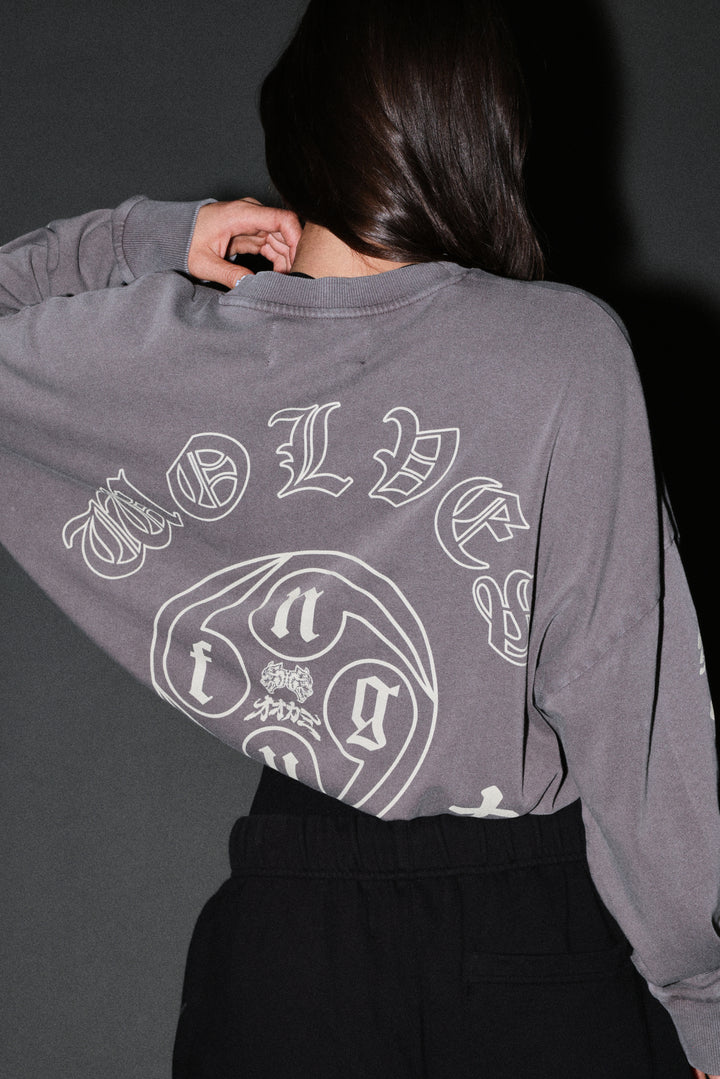 Kazoku Okami Premium Box Cut Ls Tee in Slate Gray
