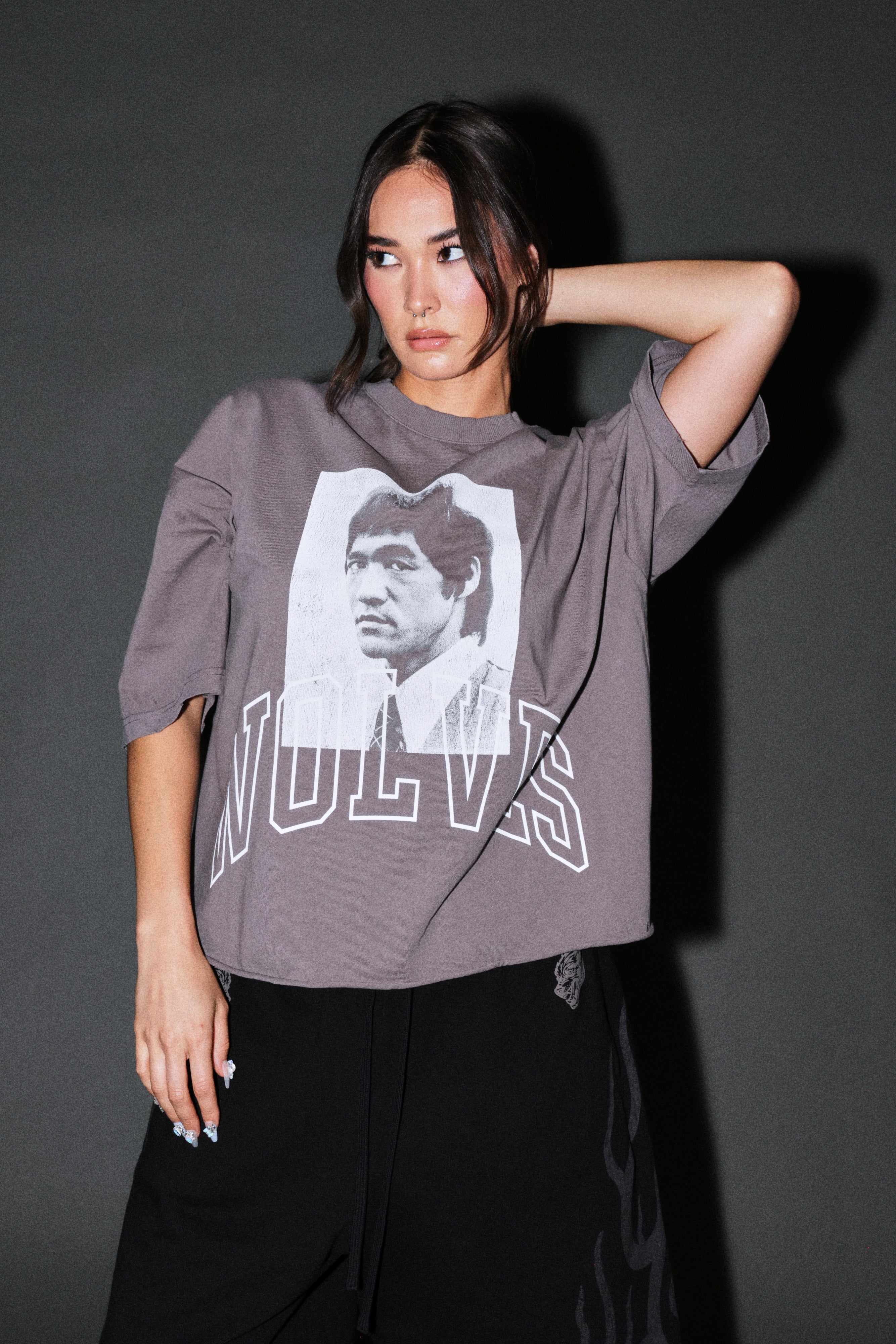 Bruce Lee Forever Distressed Grunge Box Cut Tee V2 in Slate Gray