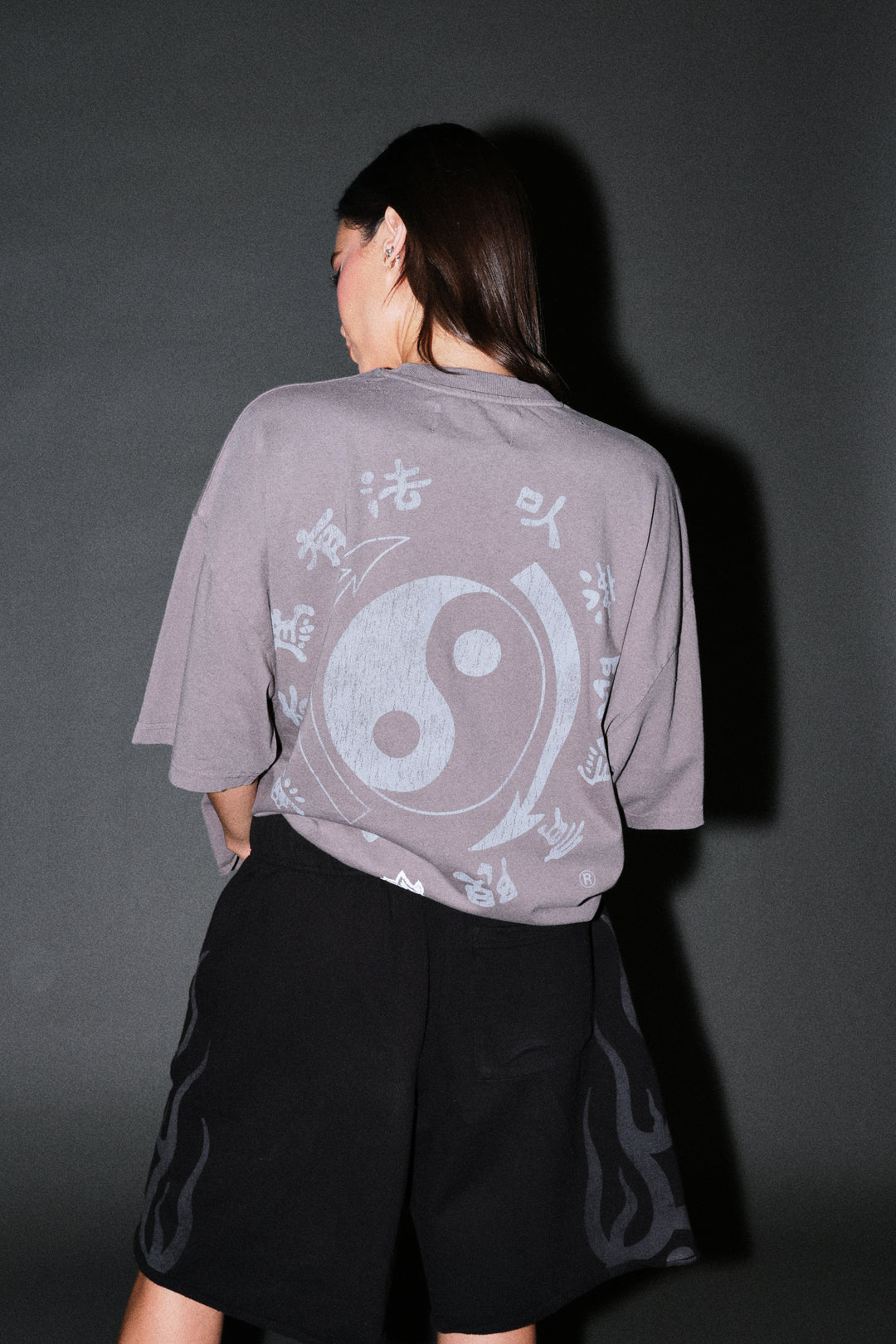 Bruce Lee Forever Distressed Grunge Box Cut Tee V2 in Slate Gray