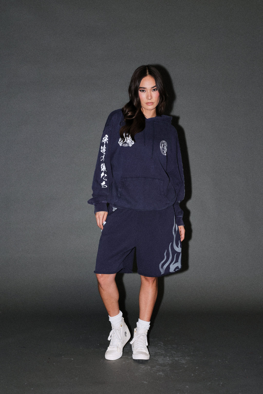 Kazoku Okami Bishop Hoodie in Navy