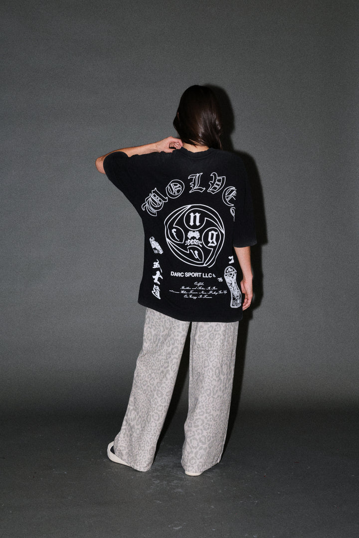Kazoku Okami Premium Oversized Tee in Black
