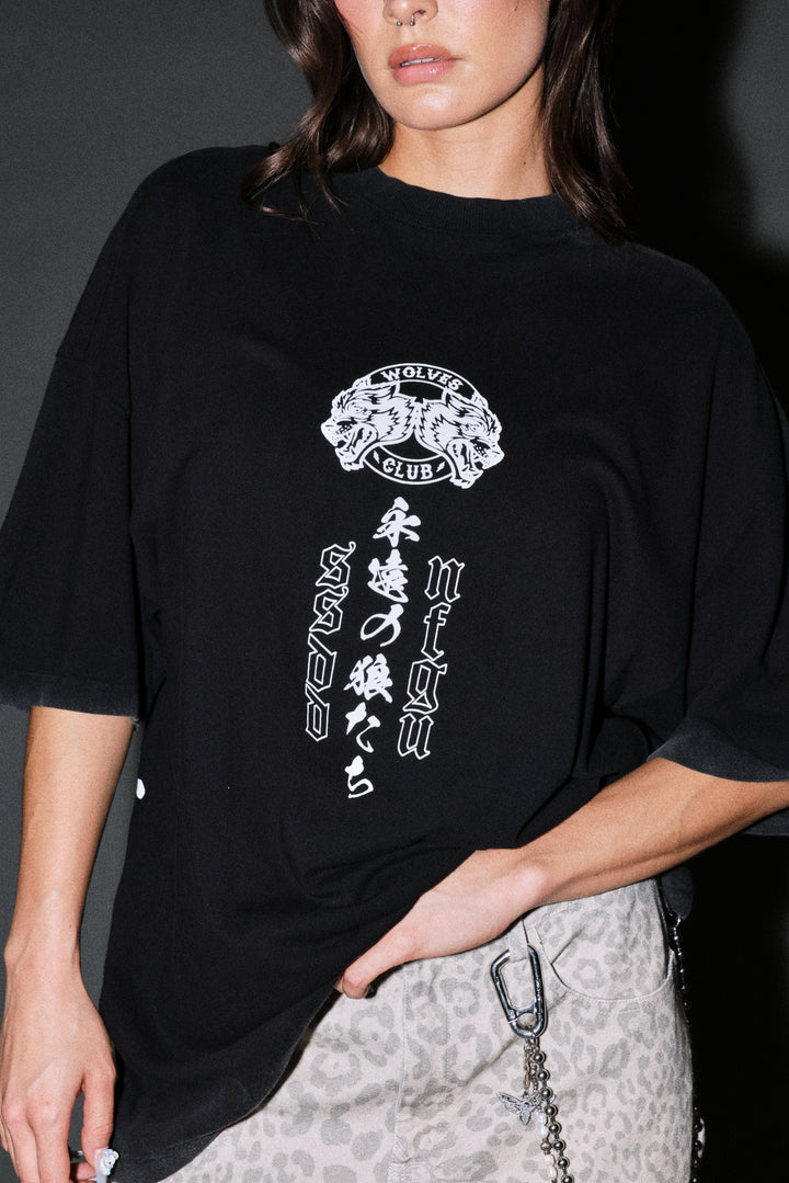 Kazoku Okami Premium Oversized Tee in Black