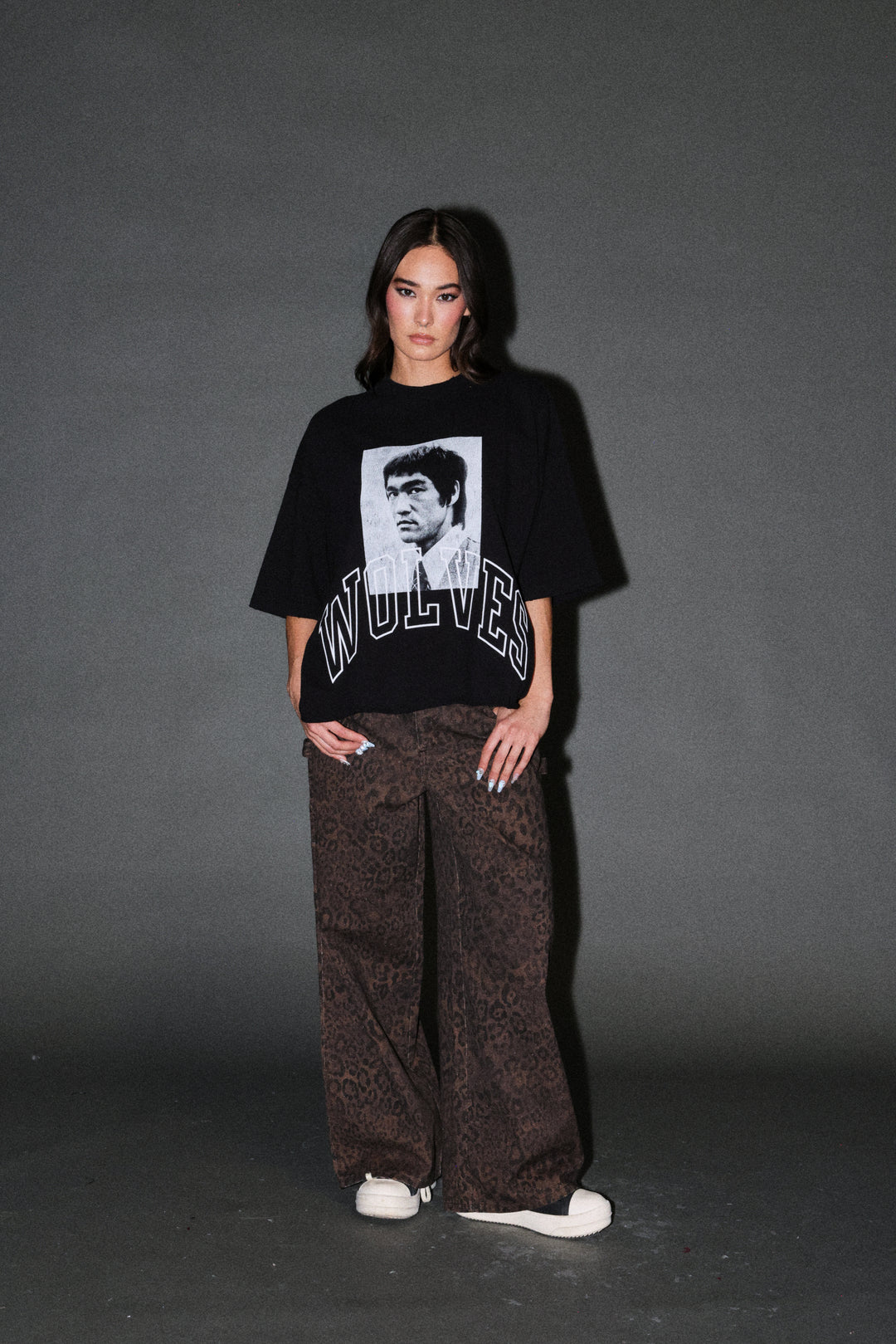 Bruce Lee Forever Distressed Grunge Box Cut Tee V2 in Black