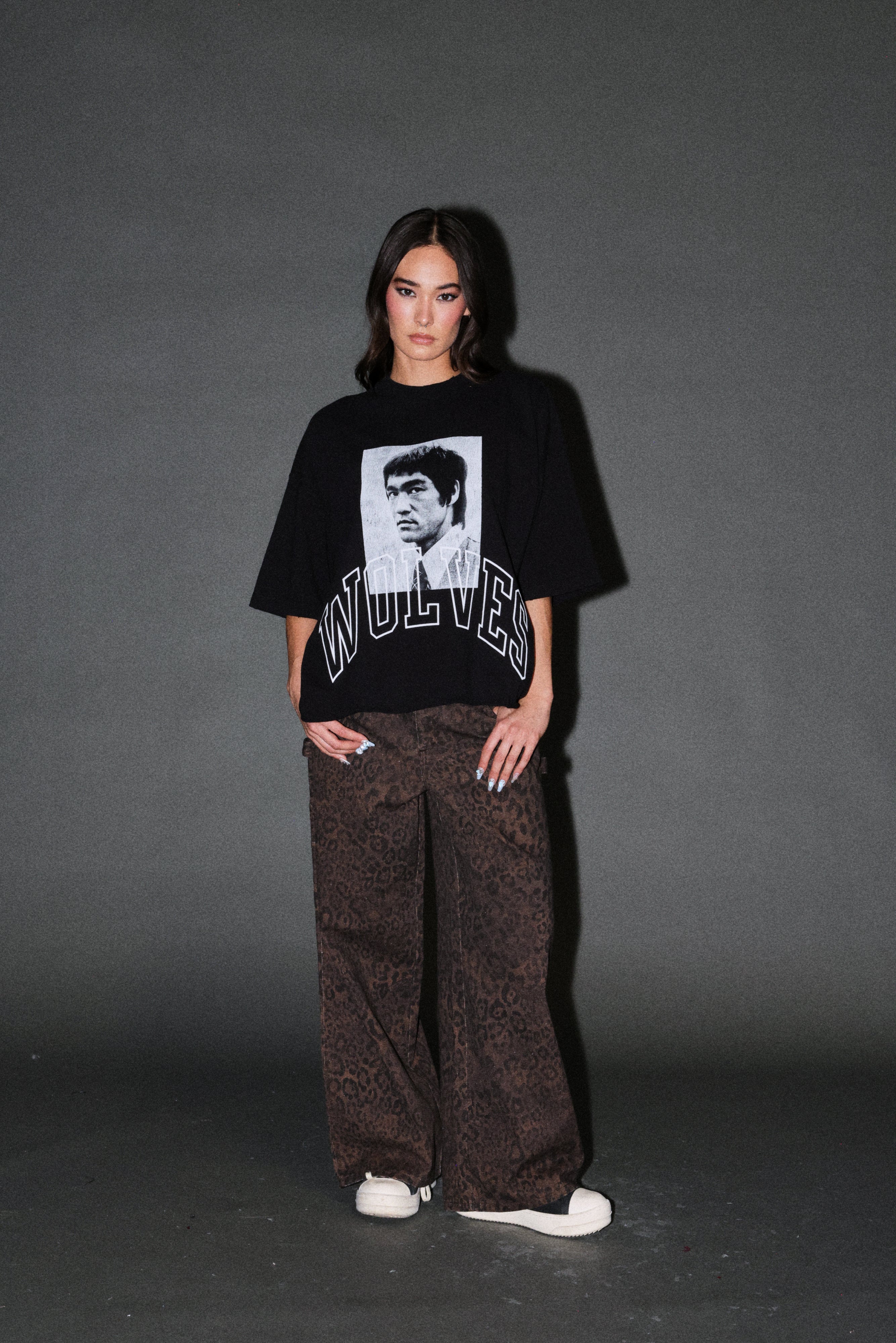 Bruce Lee Forever Distressed Grunge Box Cut Tee V2 in Black