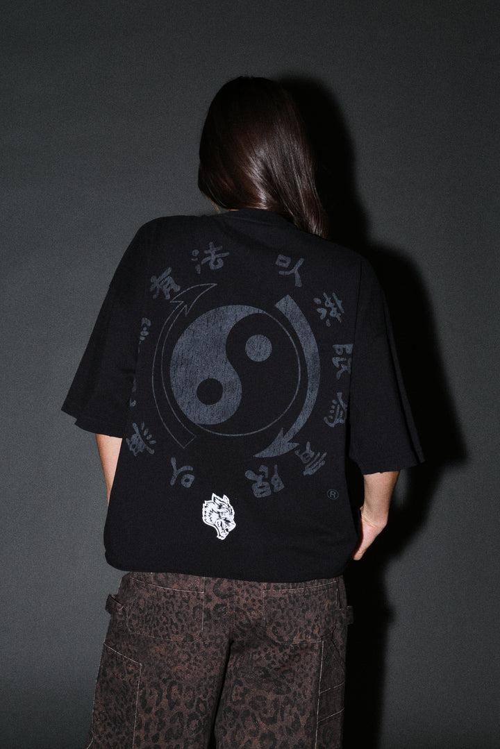 Bruce Lee Forever Distressed Grunge Box Cut Tee V2 in Black