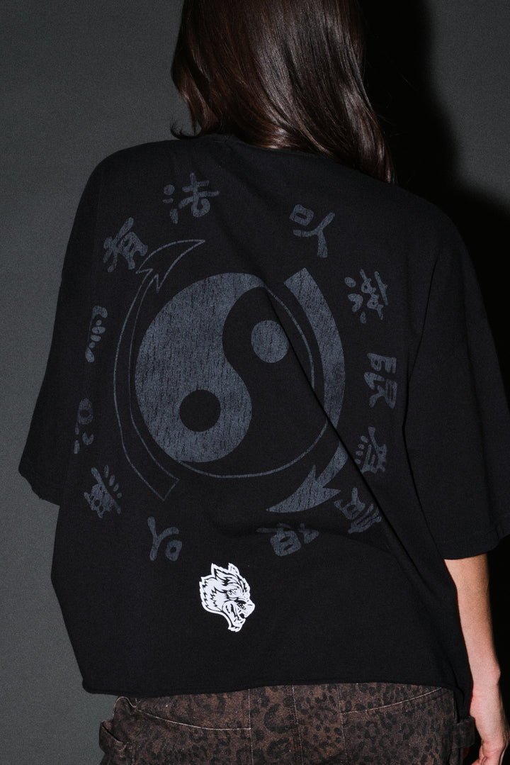 Bruce Lee Forever Distressed Grunge Box Cut Tee V2 in Black