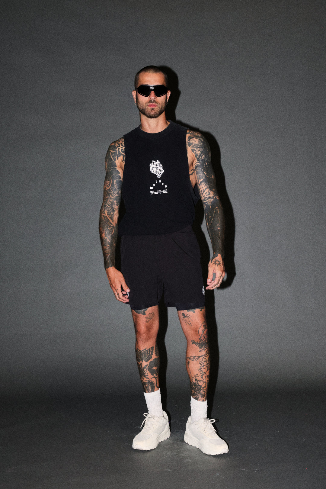Half Mask Tommy Muscle Tee in Black