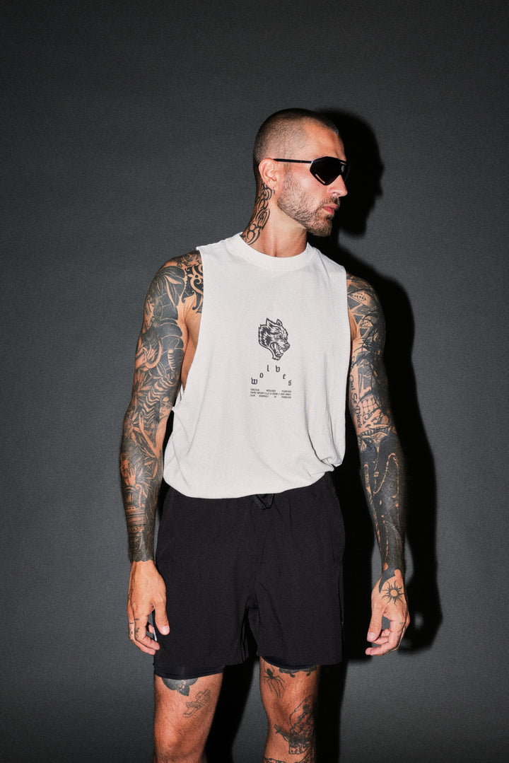 Half Mask Tommy Muscle Tee in Cream