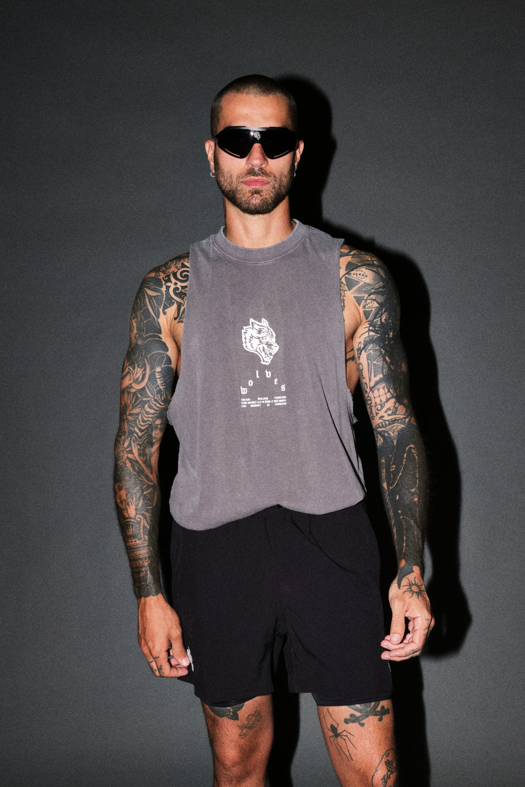 Half Mask Tommy Muscle Tee in Slate Gray