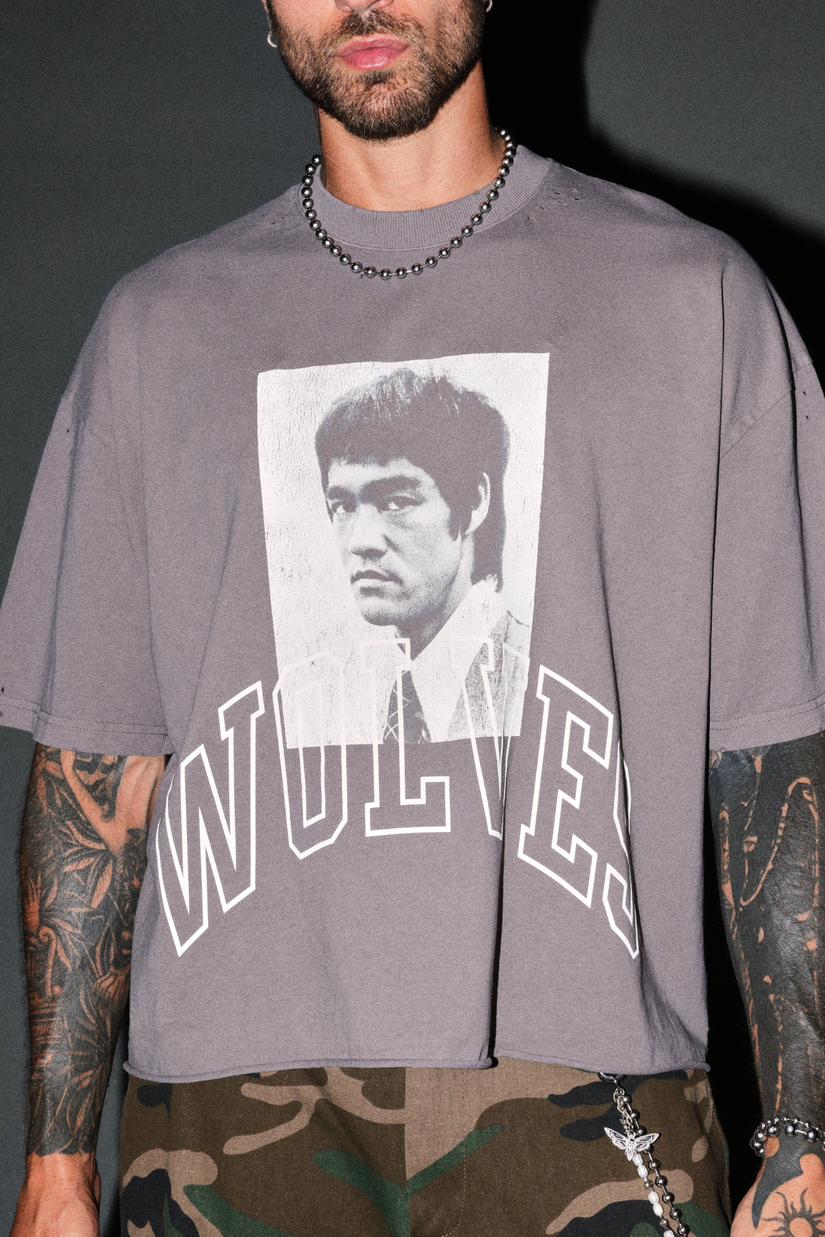 Bruce Lee Forever Distressed Grunge Box Cut Tee V2 in Slate Gray