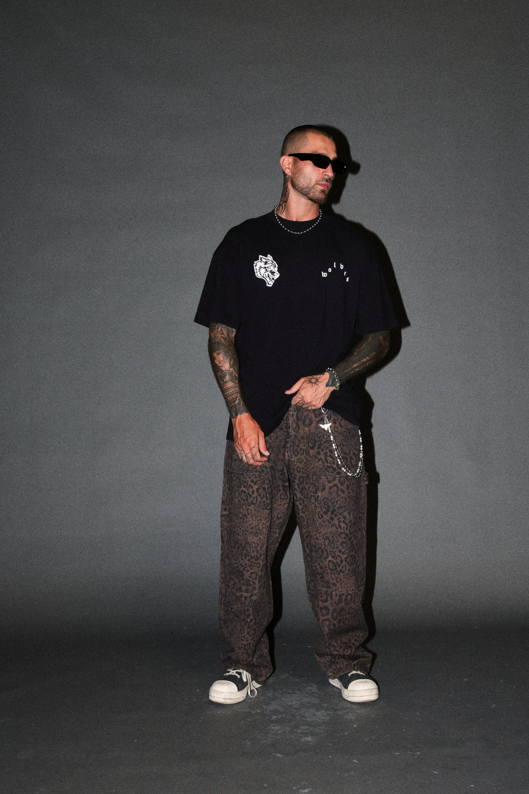Shao Kahn Premium Oversized Tee in Black
