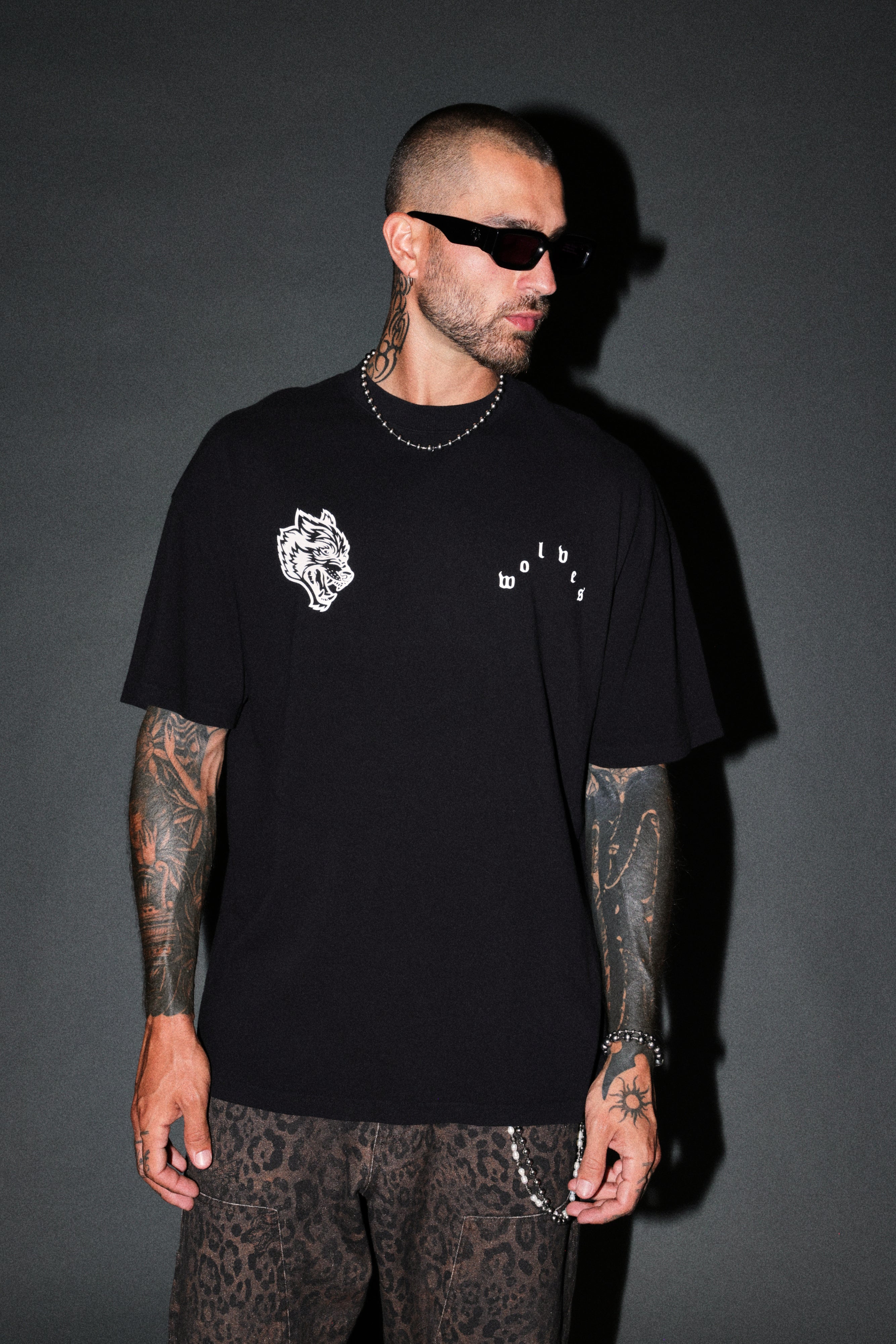 Shao Kahn Premium Oversized Tee in Black