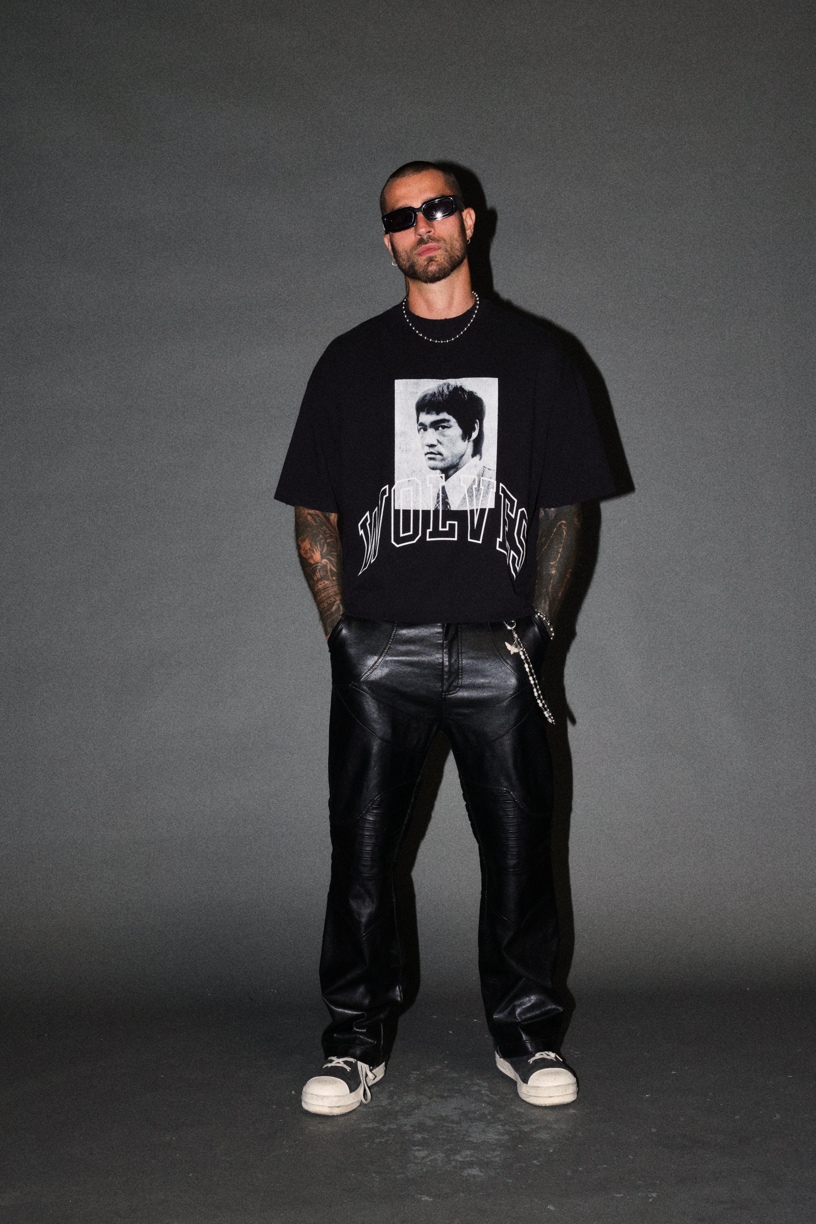 Bruce Lee Forever Distressed Grunge Box Cut Tee V2 in Black