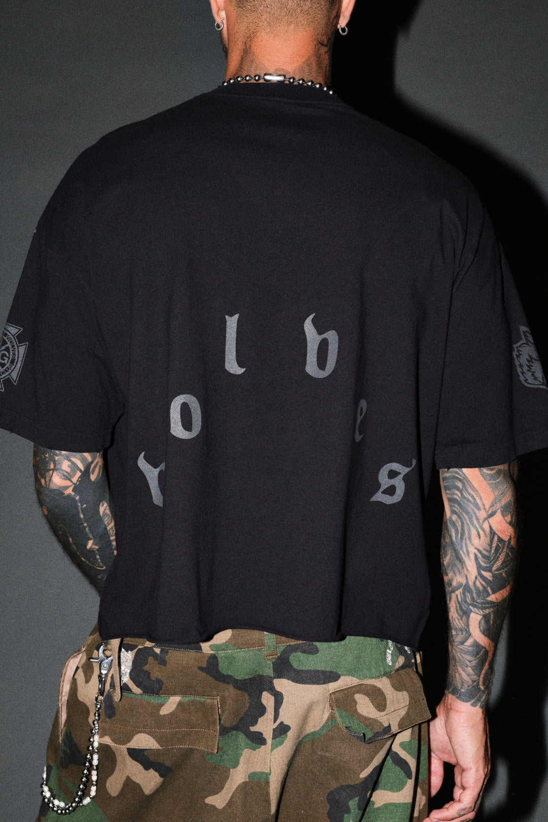 Sub-Zero Distressed Grunge Box Cut Tee V2 in Black
