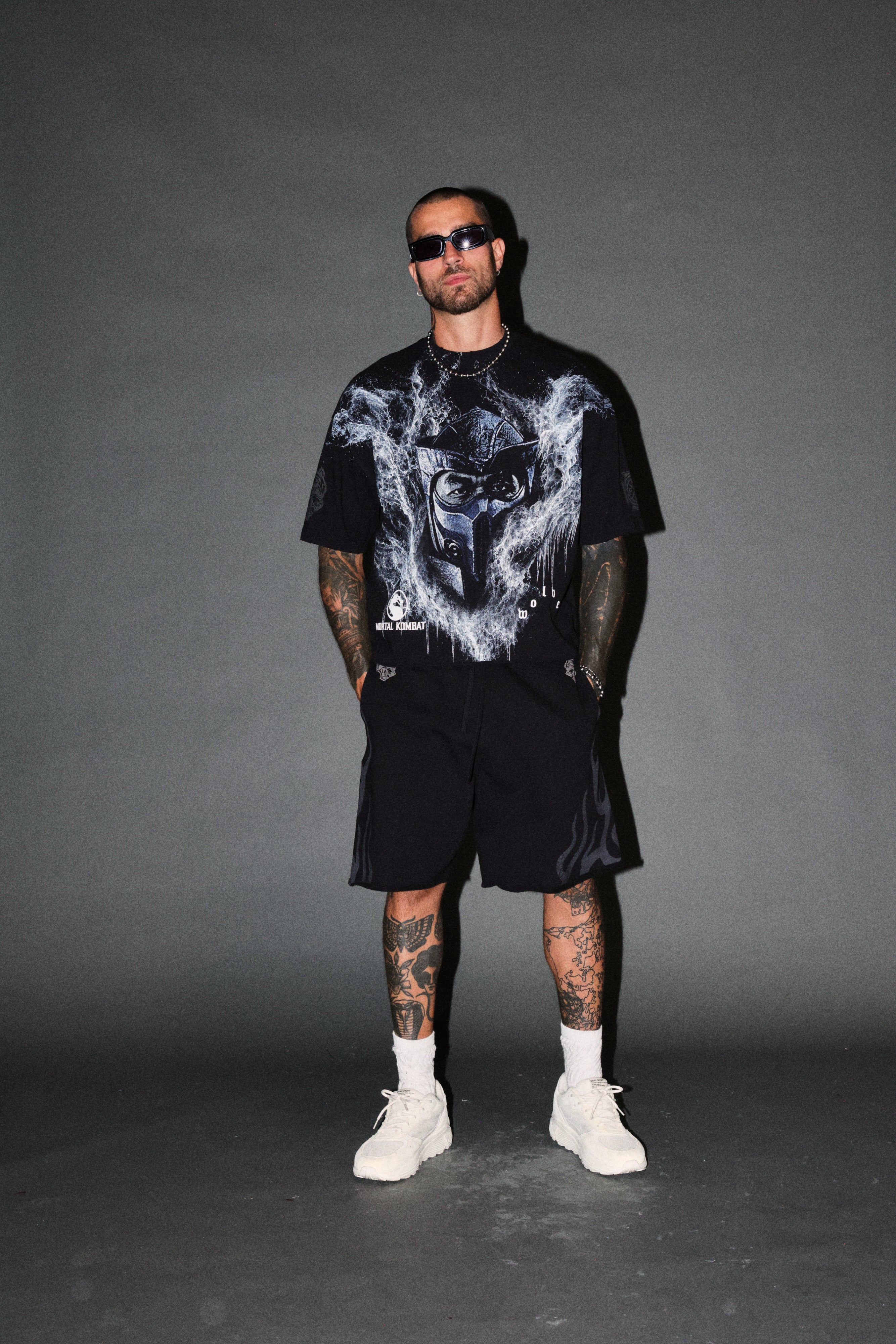 Fight Or Flight Grunge Oversized Raw Hem Post Lounge Sweat Shorts in Black