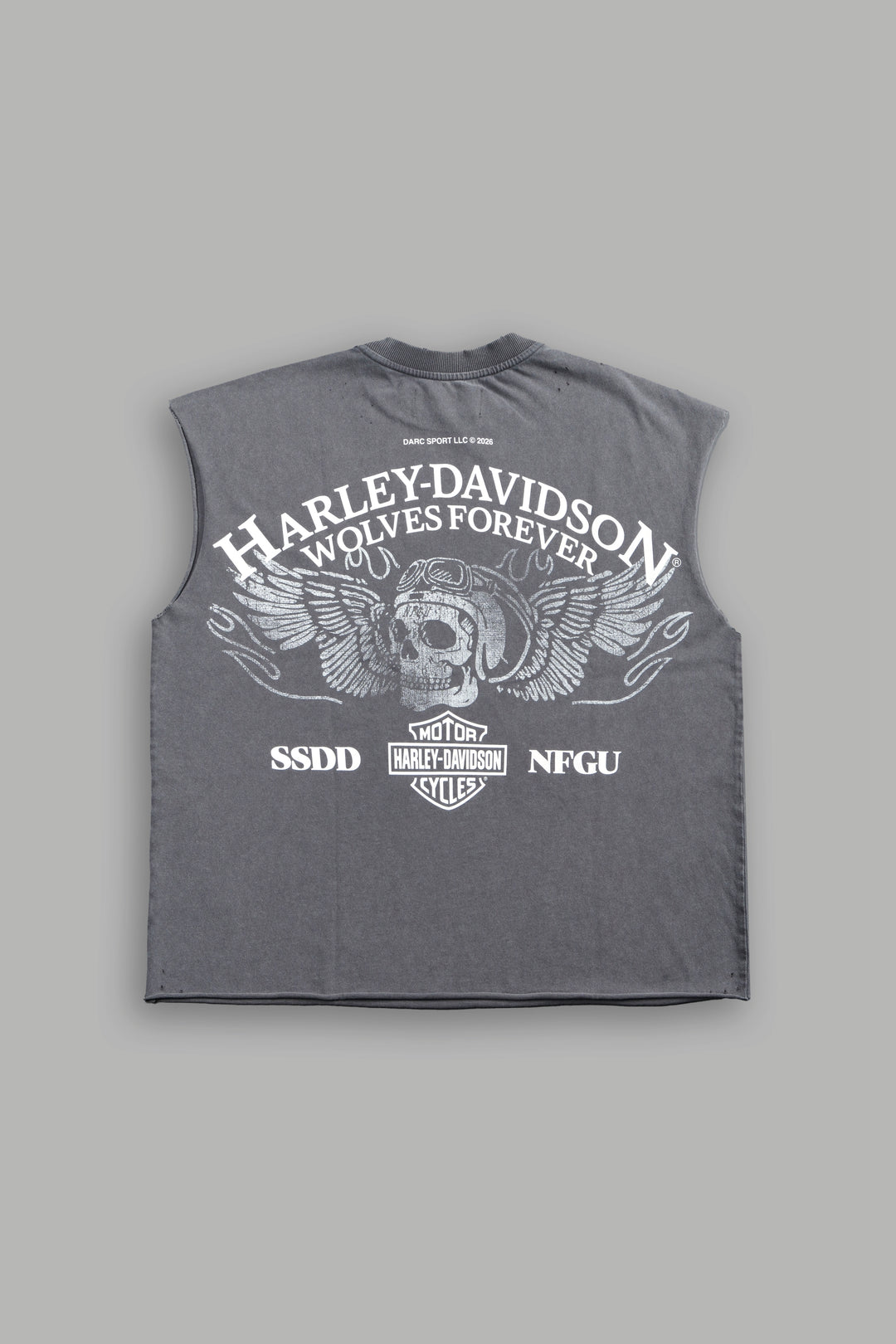 Live Free H-D Distressed Grunge Mid Length Raw Hem Muscle Tee in Slate Gray