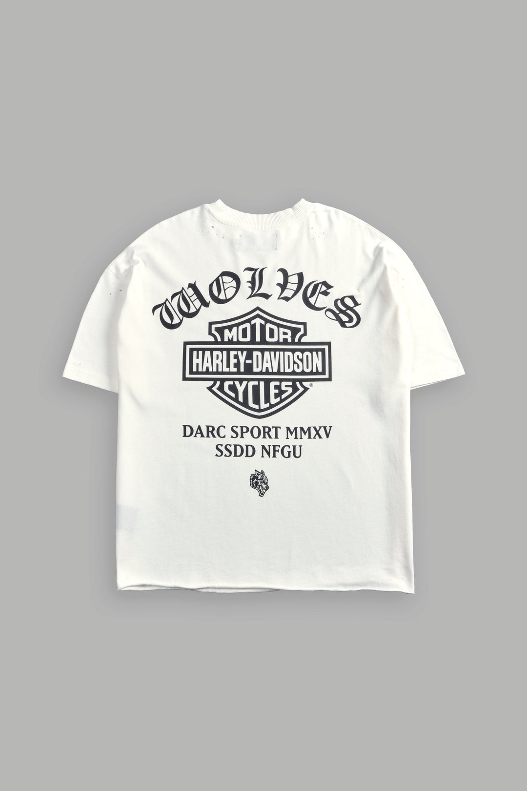 Harley-Davidson Wolves Distressed Grunge Mid-Length Raw Hem Tee in Cream
