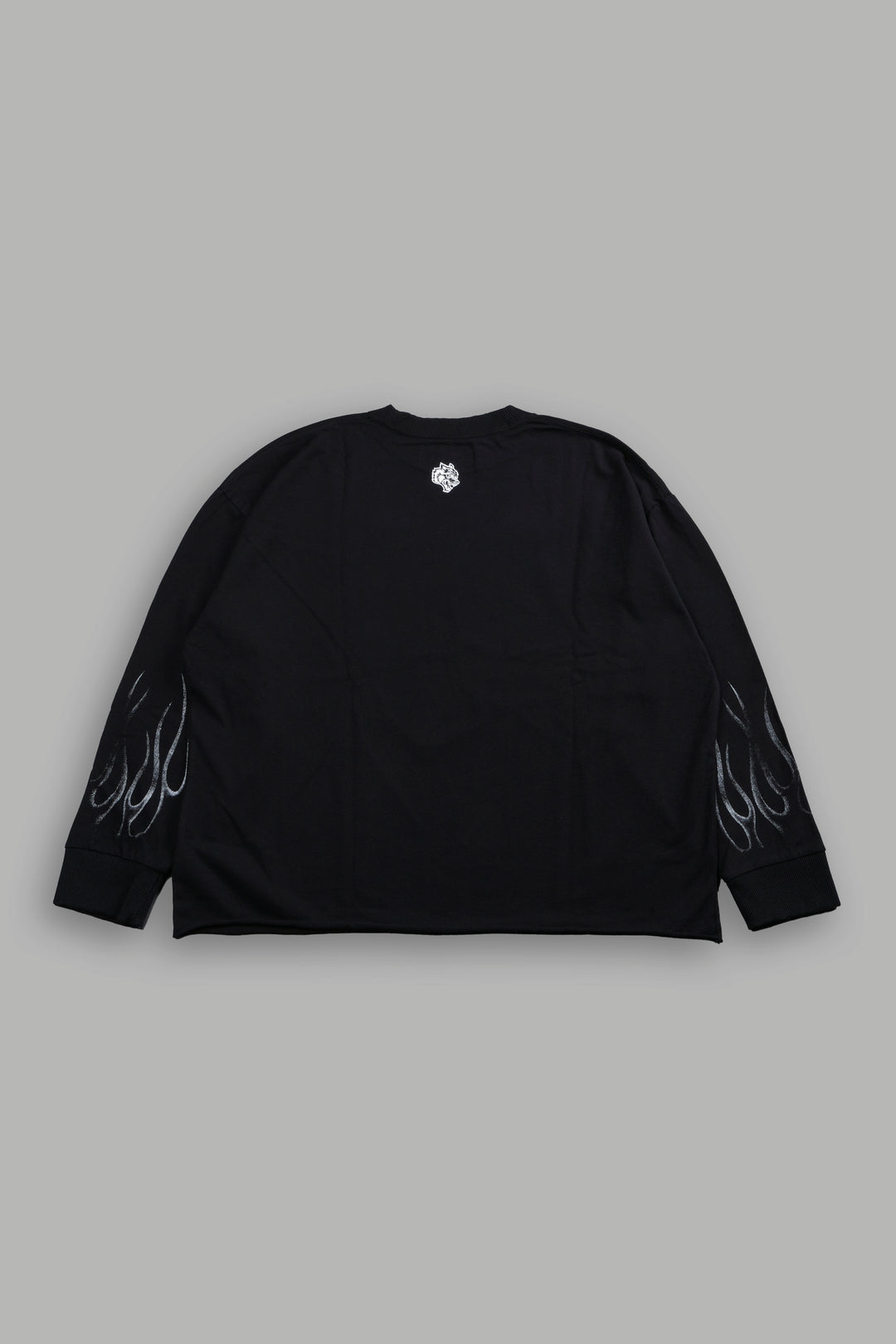 Darc Blossom Grunge Mid Length Raw Hem Ls Tee in Black