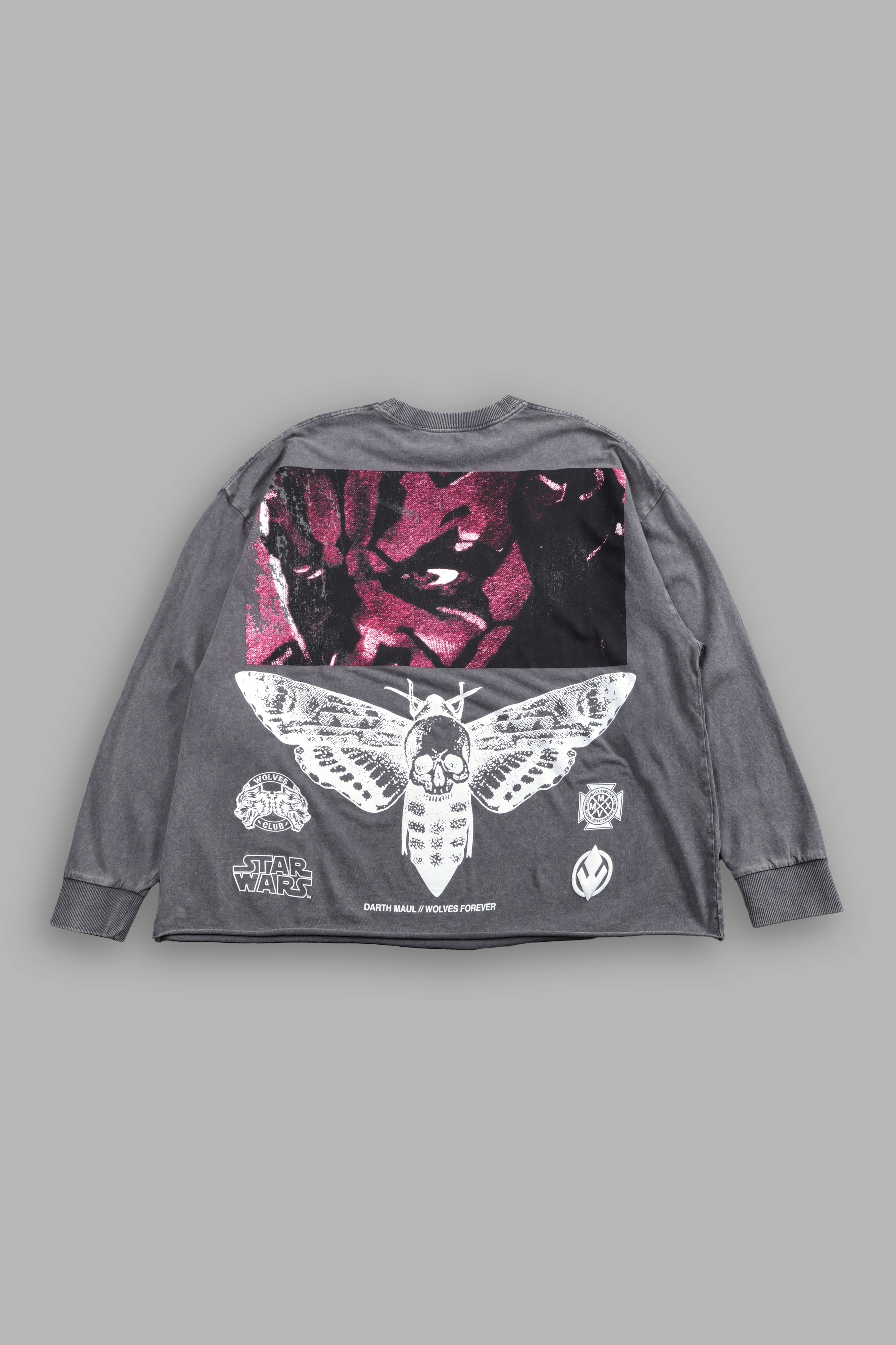 The Shadow Grunge Mid Length Raw Hem Ls Tee in Slate Gray