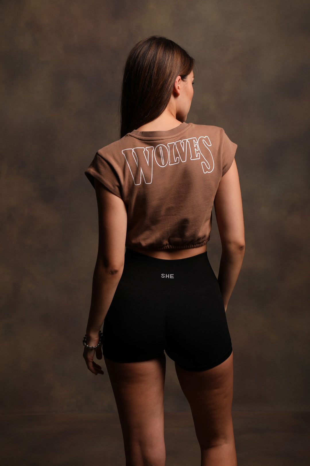 Living "Wellness" (Cropped) Tee in Mojave Brown