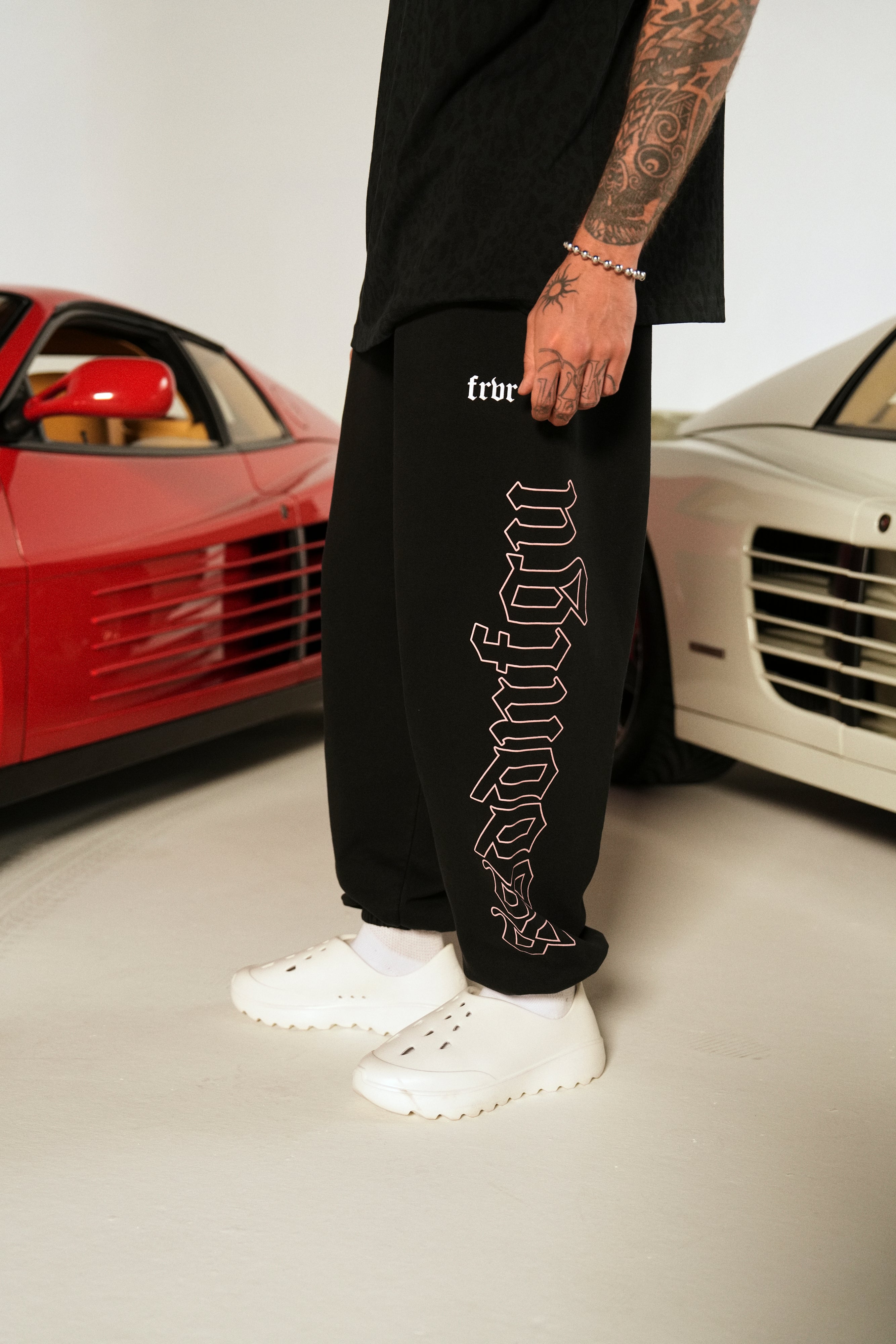 Legacy Lounger Sweat Pants in Black