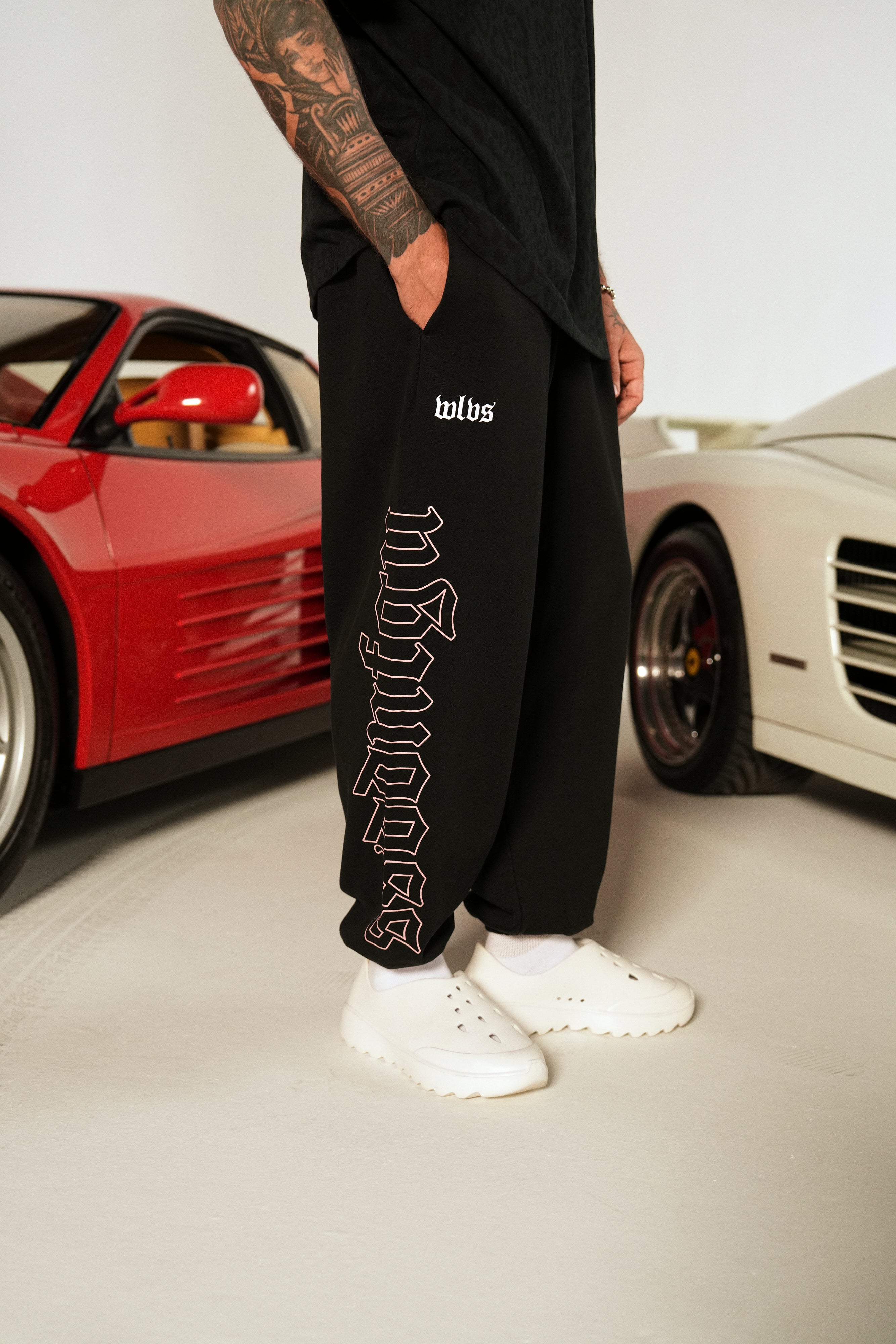 Legacy Lounger Sweat Pants in Black