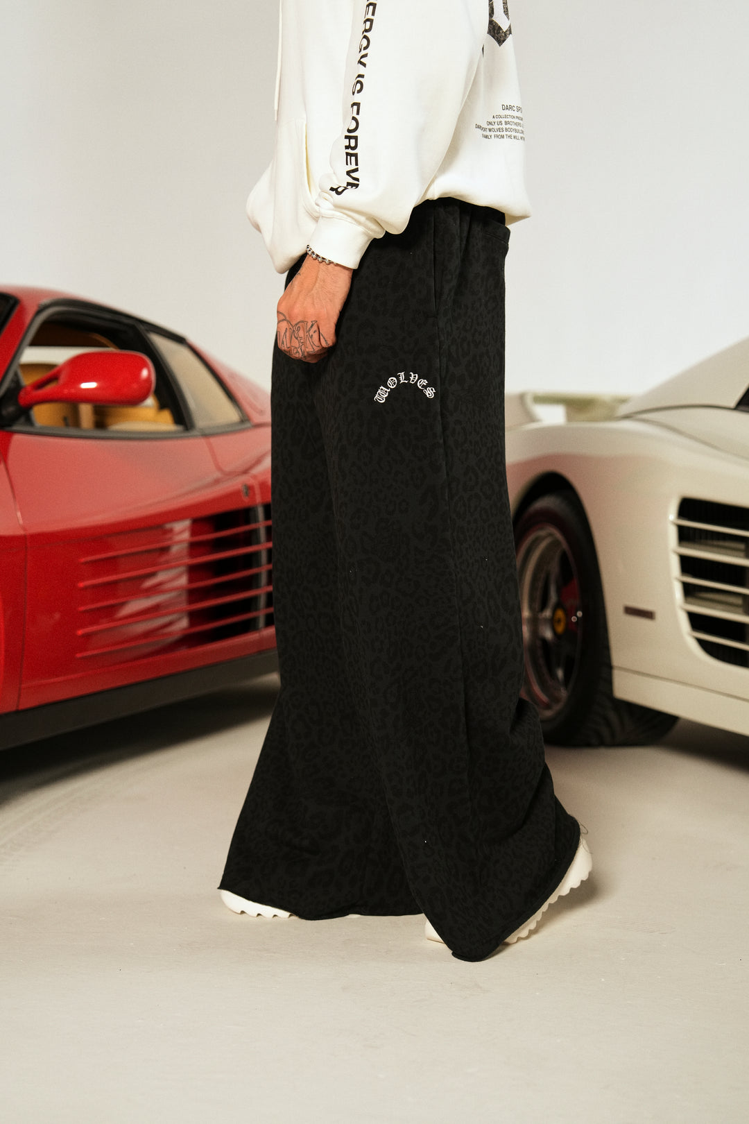 Always Oversized Omen Sweat Pants in Charcoal Leopard