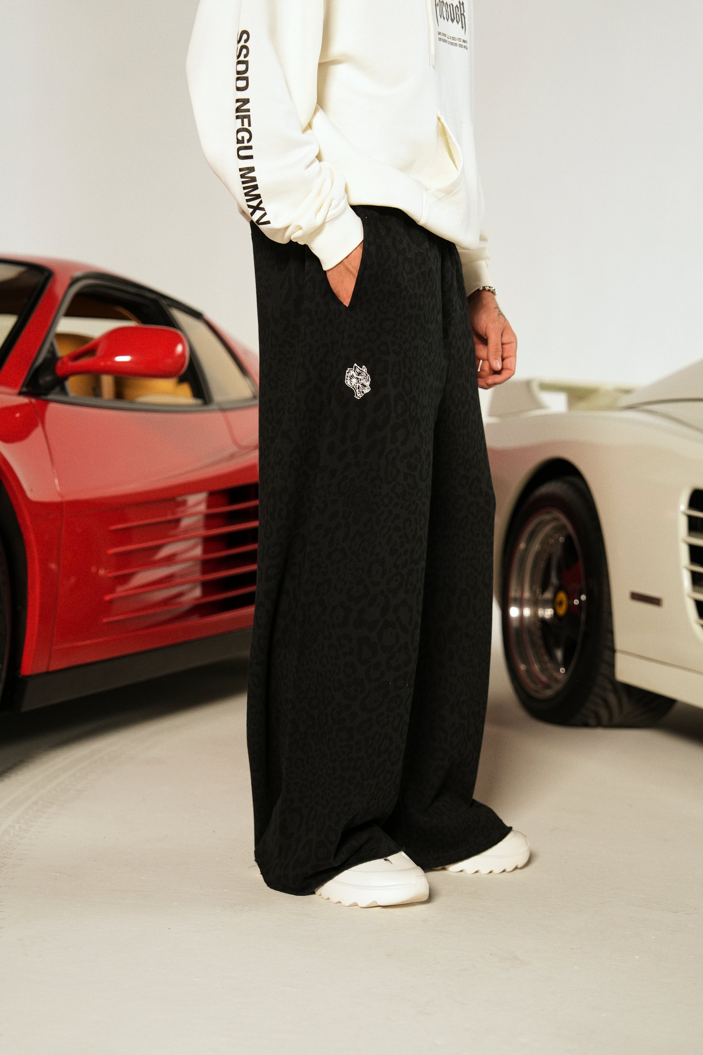 Always Oversized Omen Sweat Pants in Charcoal Leopard