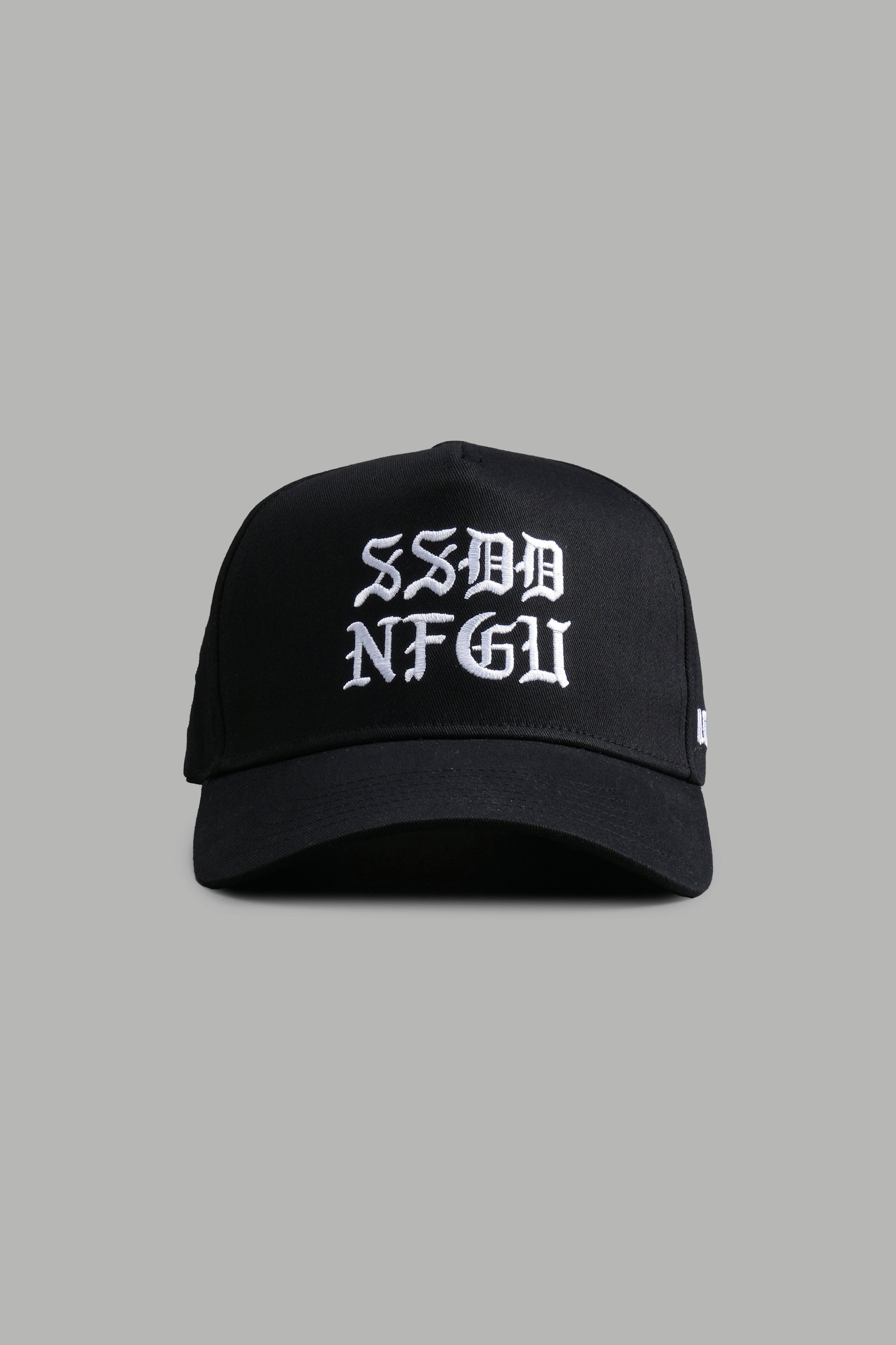 SSDD 5 Panel Hat in Black