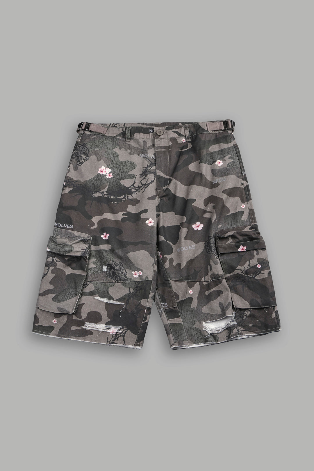 Wolf Pyramid Duke Cargo Shorts in Warrior In A Garden Green Camo