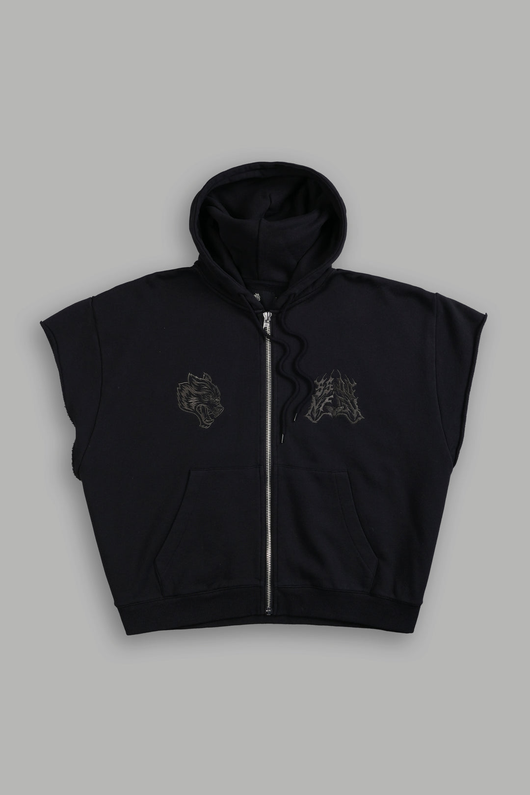 SSDDNFGU Moth Creed Cap Zip Hoodie in Black