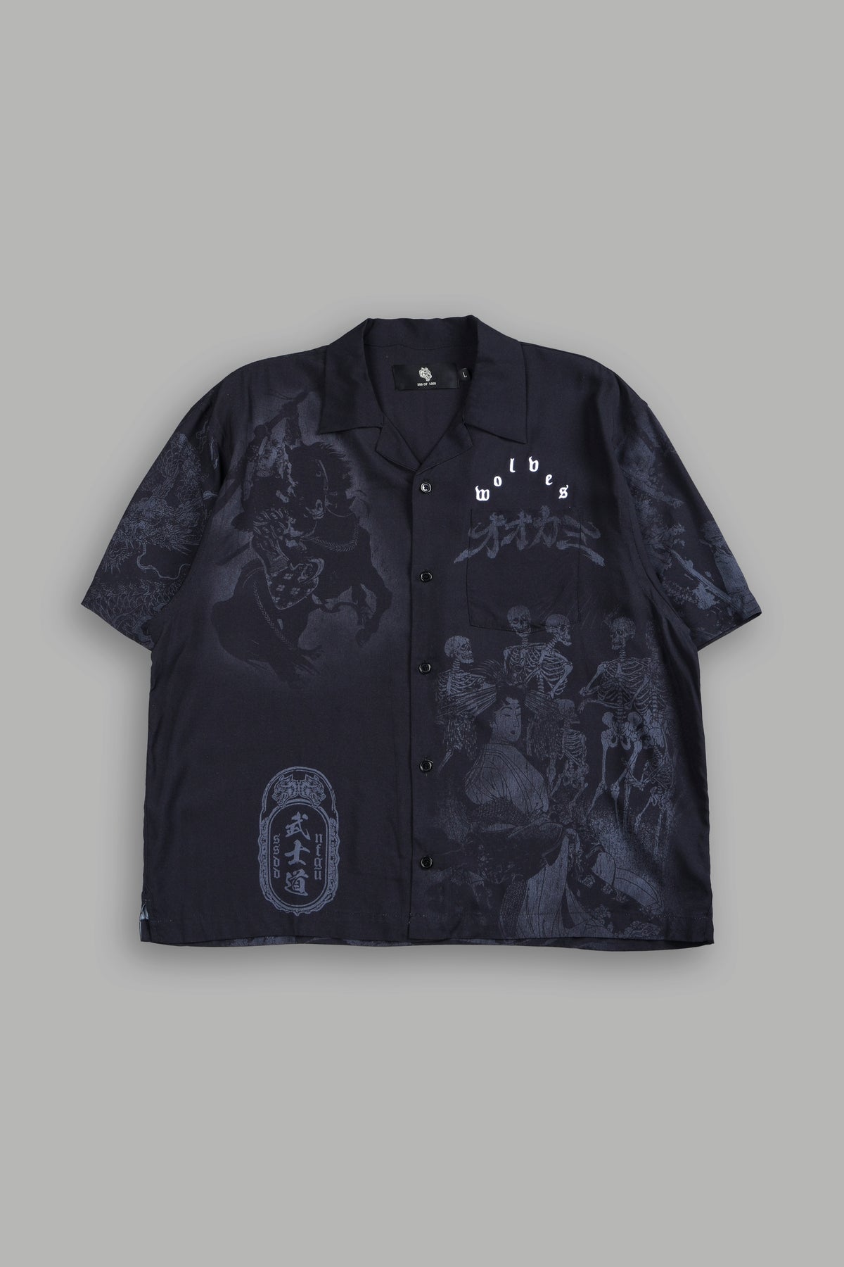 Ronin'S Lament Romero Mid Length Button Up in Black