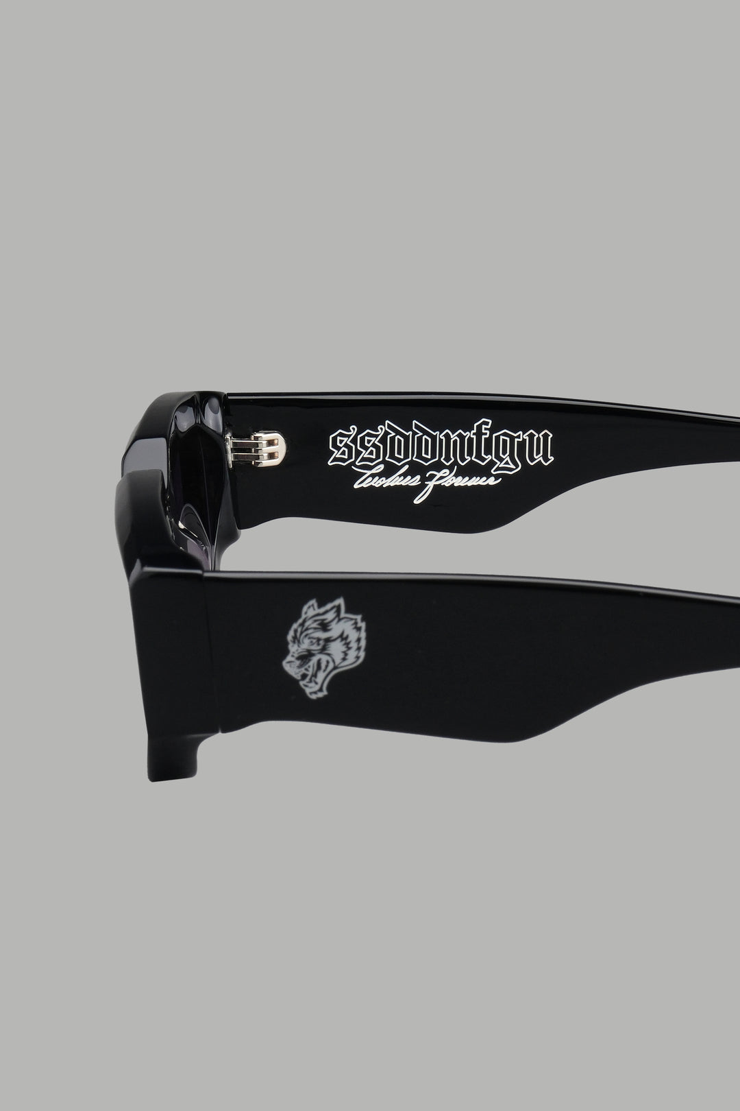 Darc Sport Deano Sunglasses in Black/Black