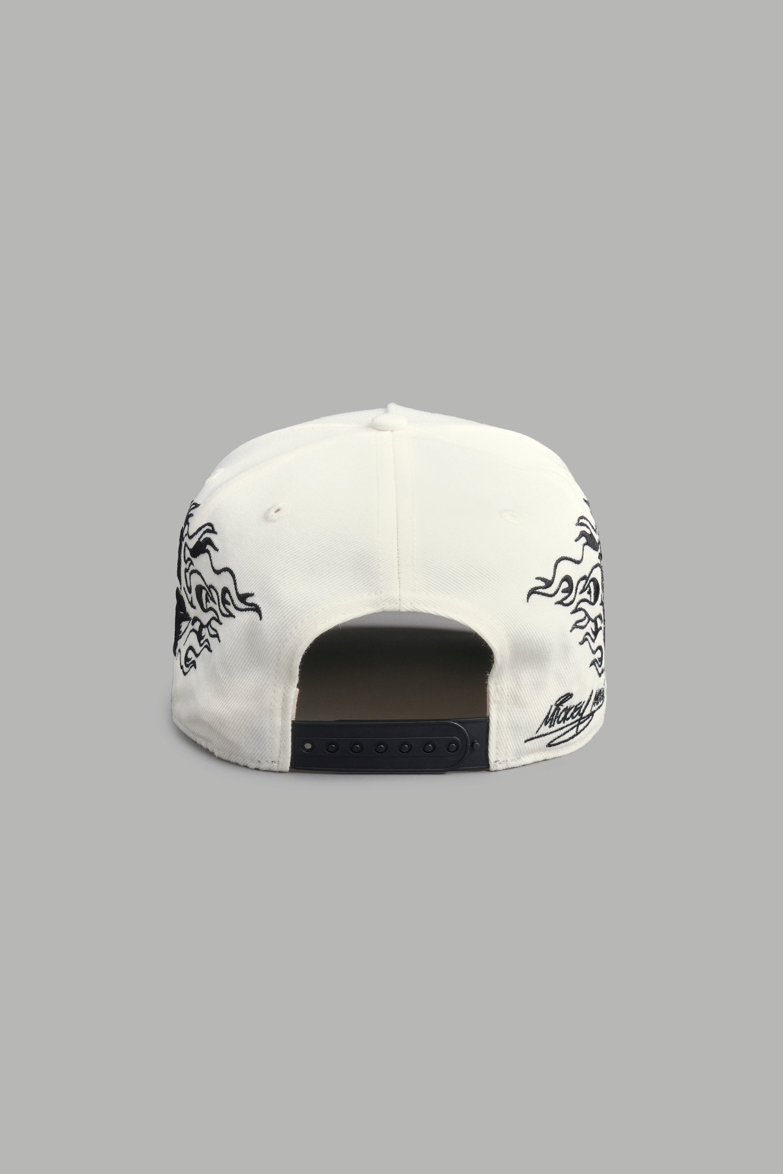 Mickey & The Wolf A Frame Snapback in Cream/Black