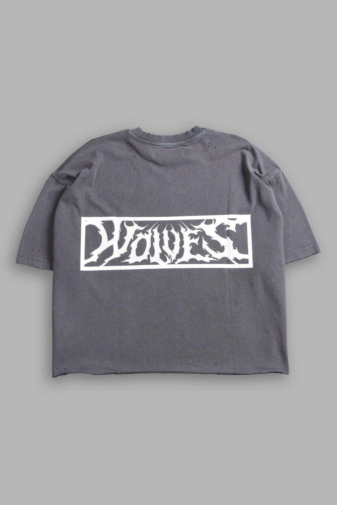 Midnight Wolves Distressed Grunge "Box Cut" Tee V2 in Slate Gray