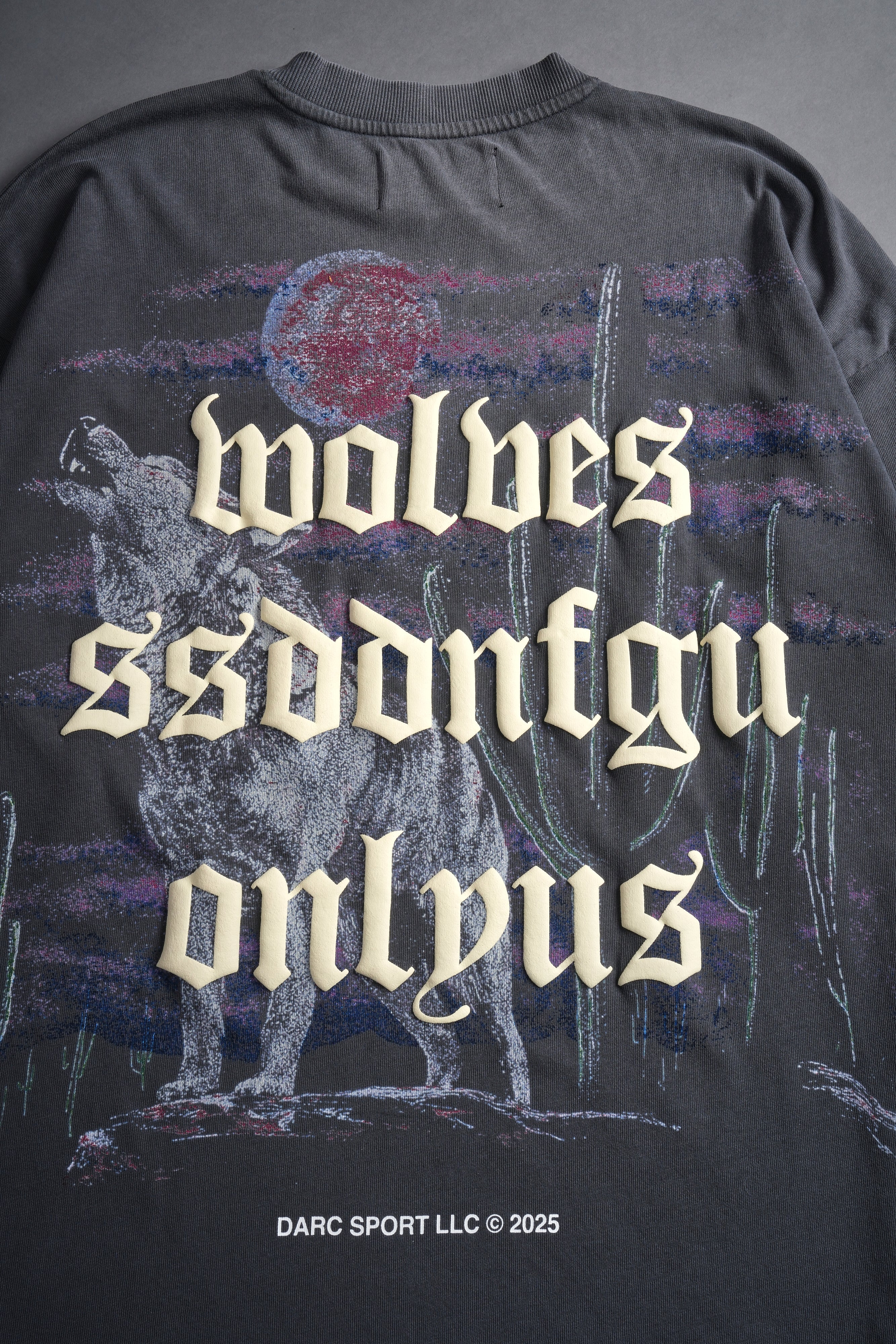 Desert Howl "Premium" Oversized Tee in Wolf Gray