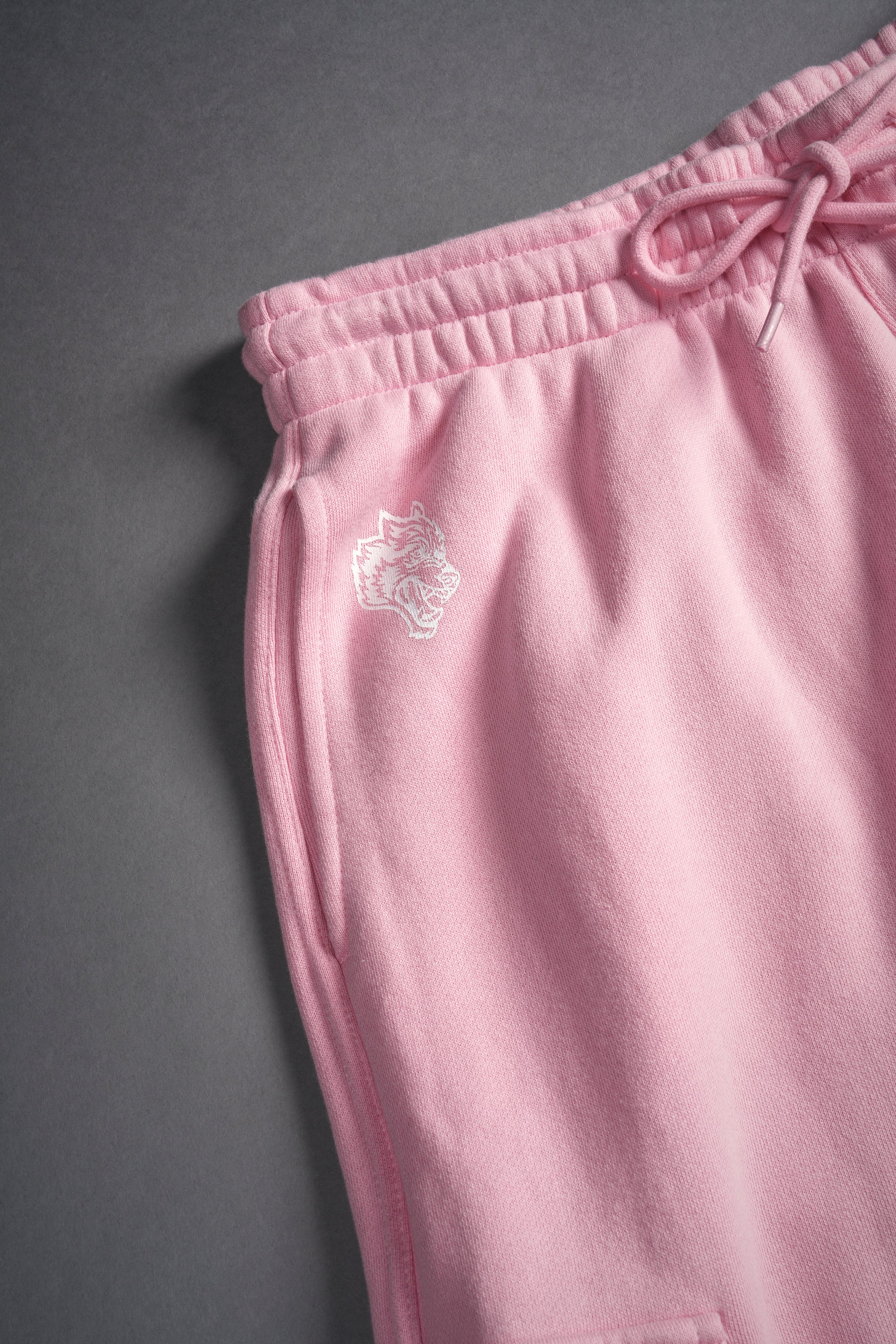 Dual Wolf Mia Cargo Sweat Pants in Cherry Blossom – DarcSport