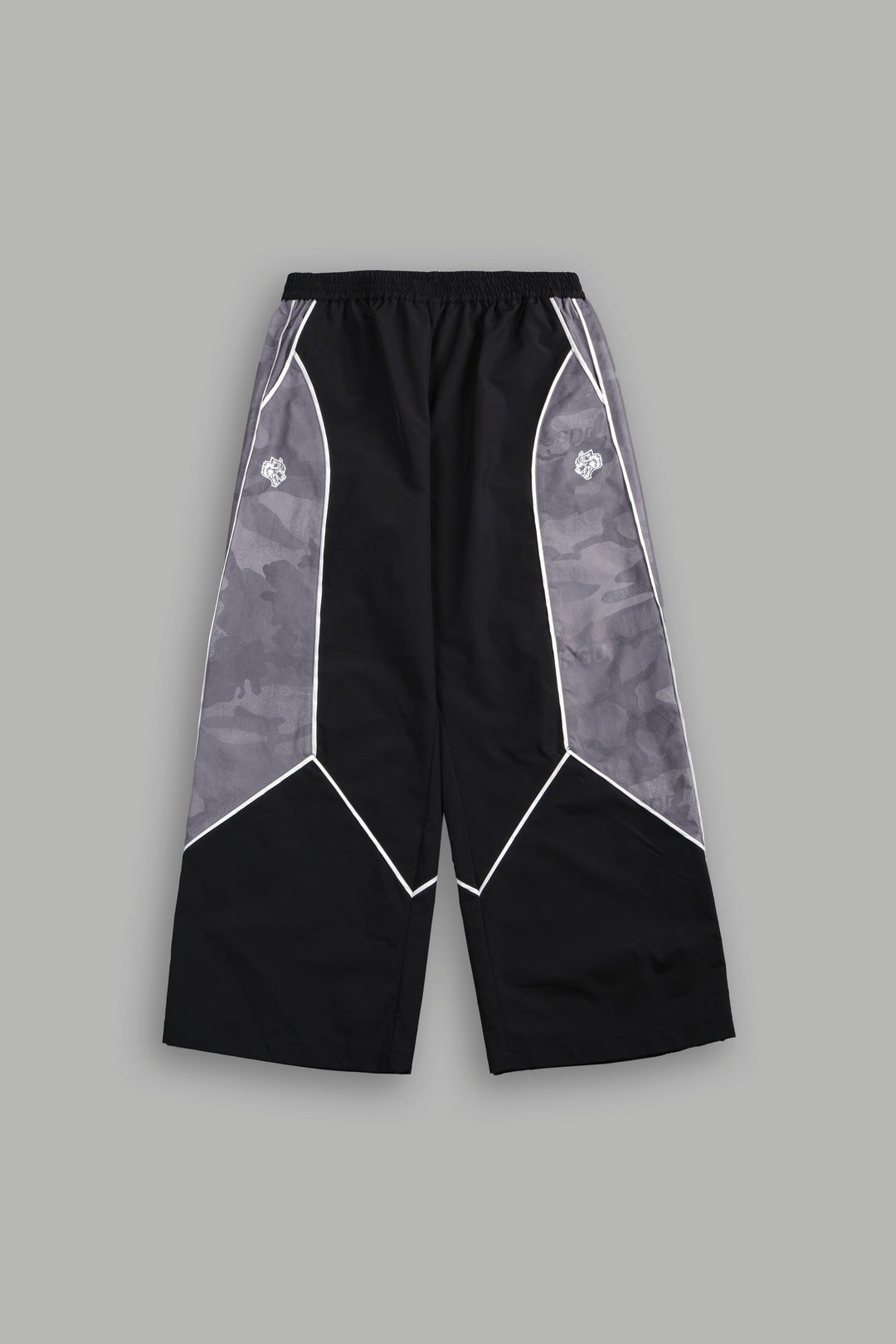 Dual Men's Quinn Track Pants in Black/Lush Vintage Woodland Camo