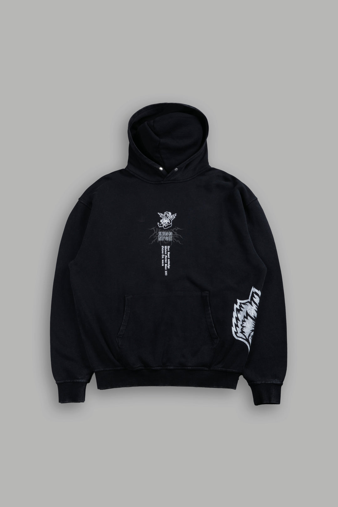 No Weapon Hesh Pierce Hoodie in Black