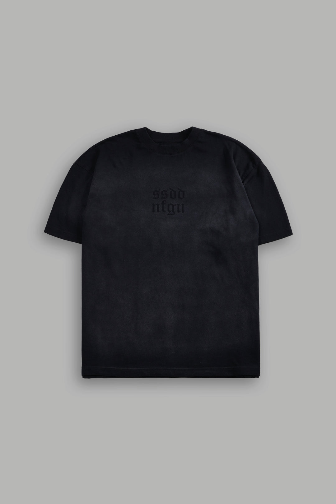 She Has Your Back "Pump Cover" Tee in Black Horizon Sun Fade