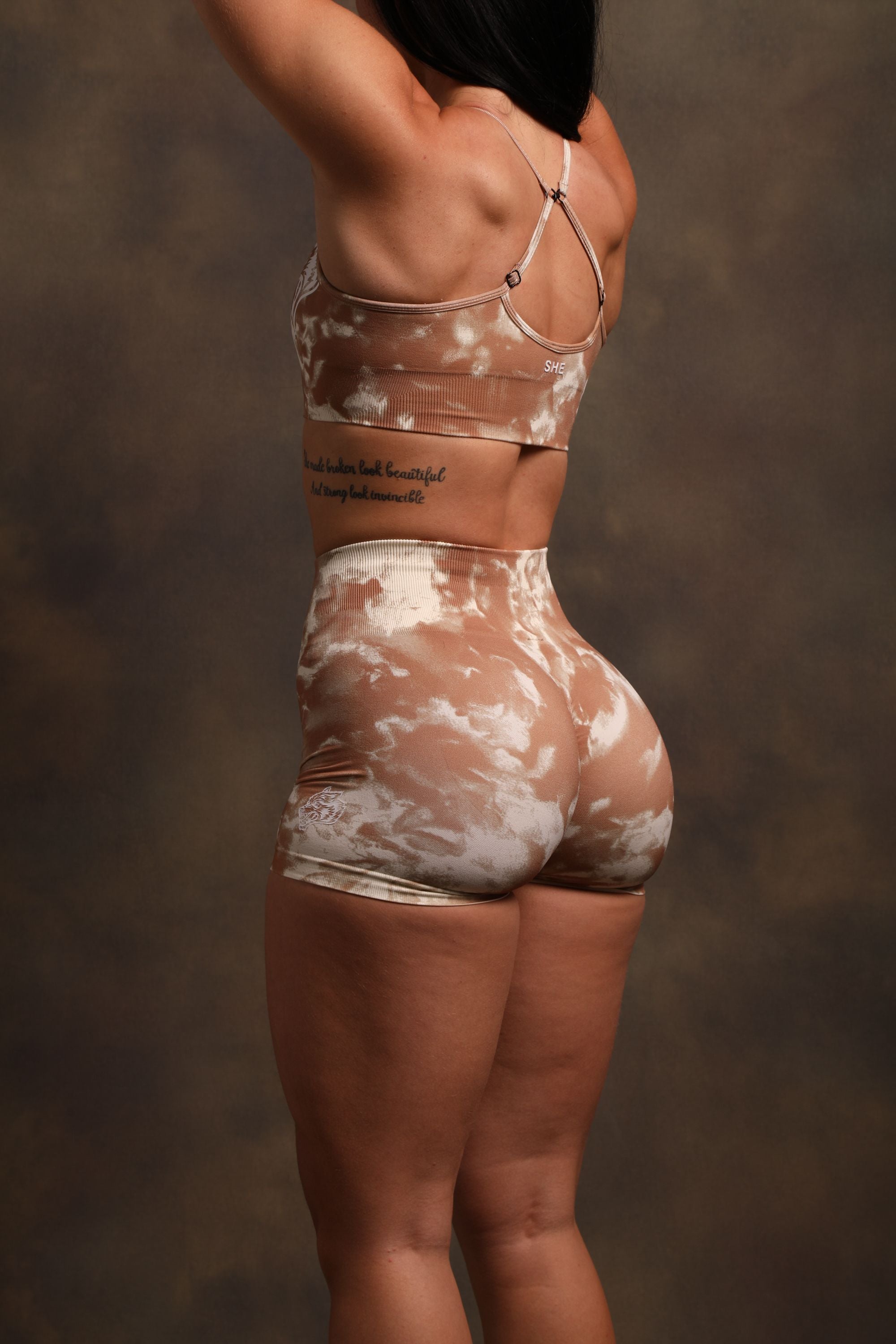 Wolves Forever Seamless Everson Shorts in Desert Rose Cream Jumbo Marble