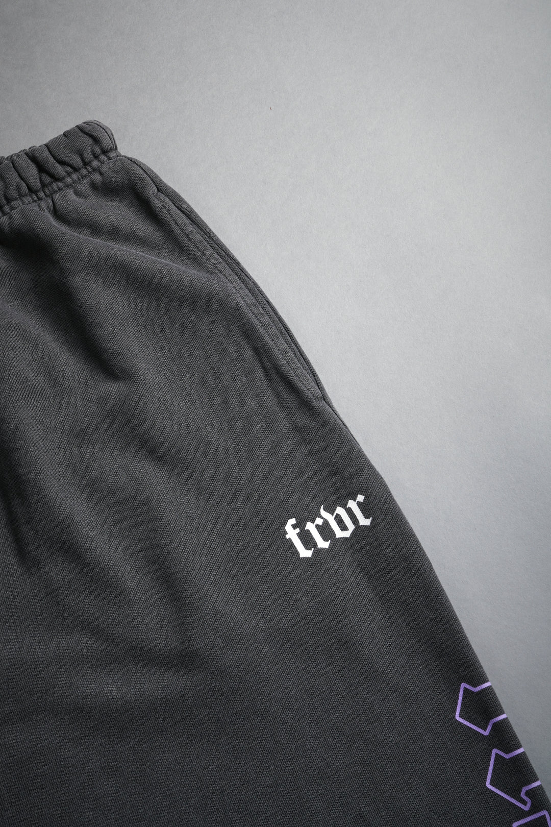 Legacy Lounger Sweat Pants in Wolf Gray