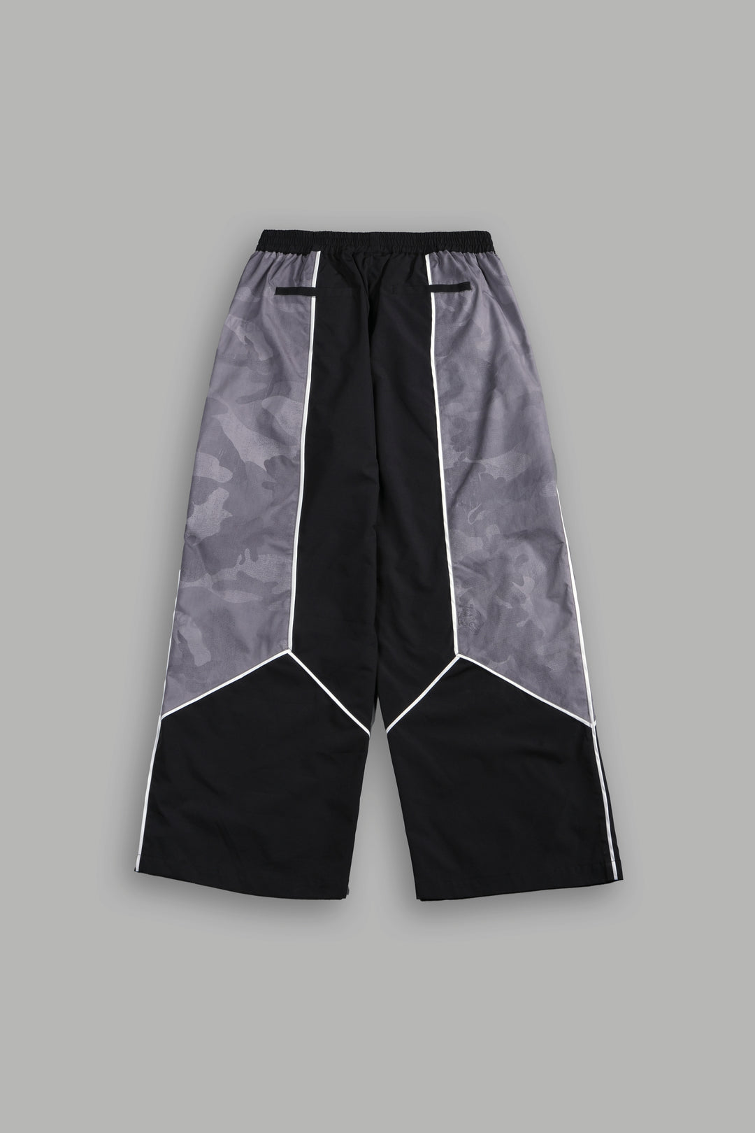Dual Men's Quinn Track Pants in Black/Lush Vintage Woodland Camo